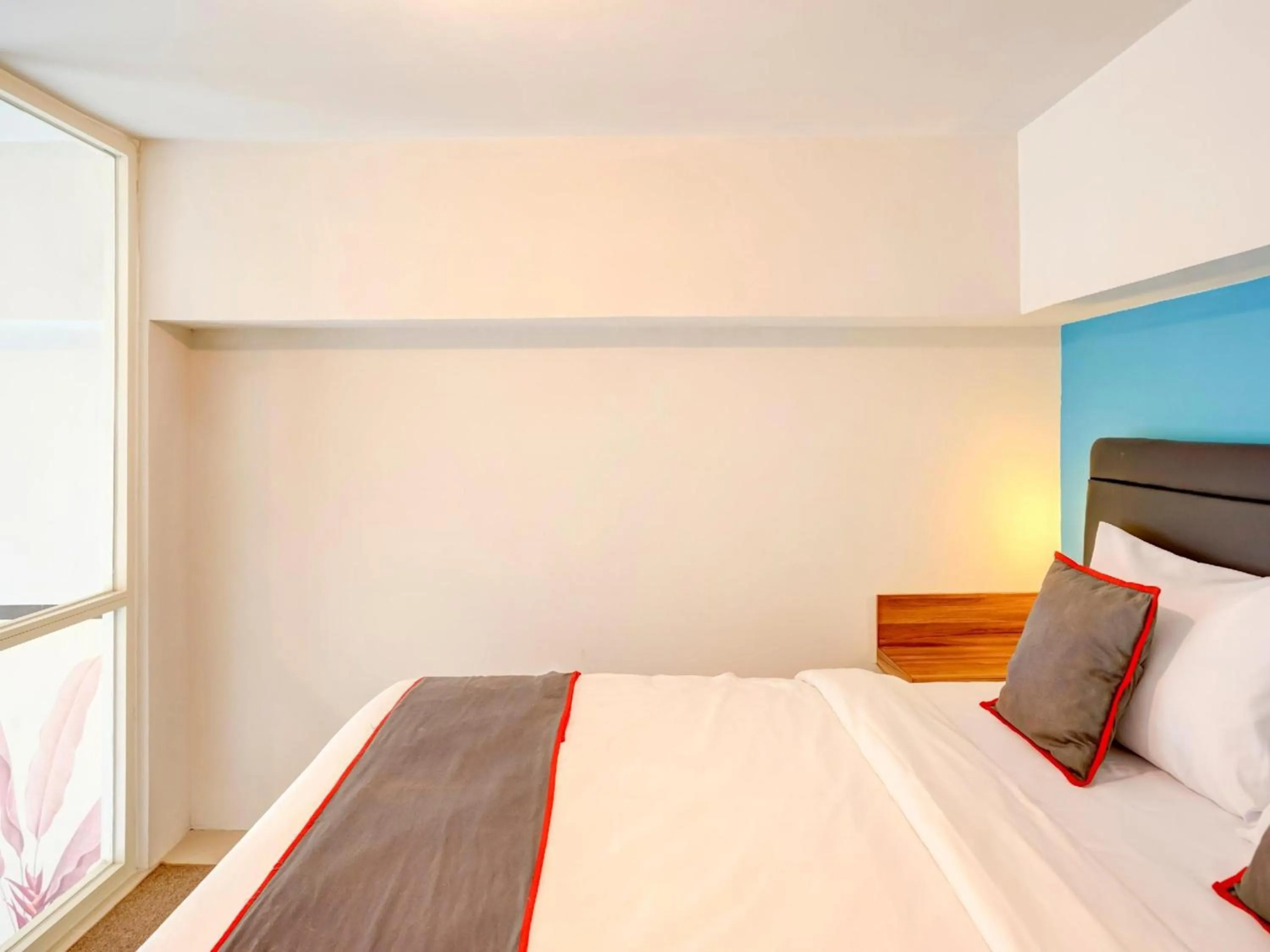 View (from property/room), Bed in Collection O 30 Amega Crown Sub