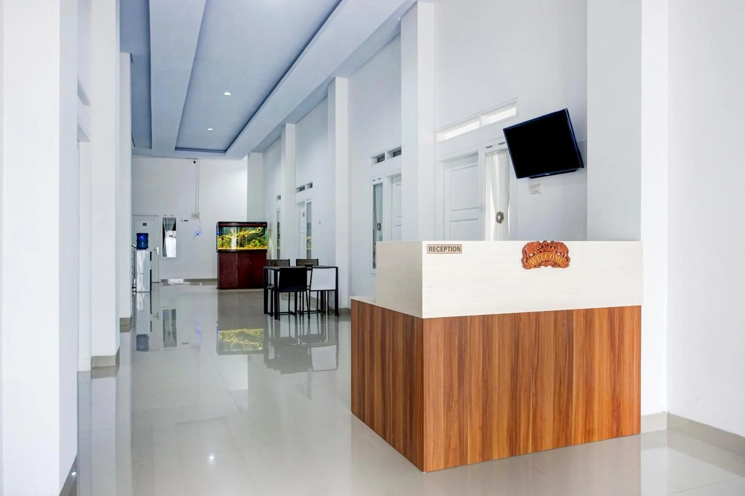 Lobby or reception in RedDoorz Plus Syariah near Exit Toll ITERA Lampung 2