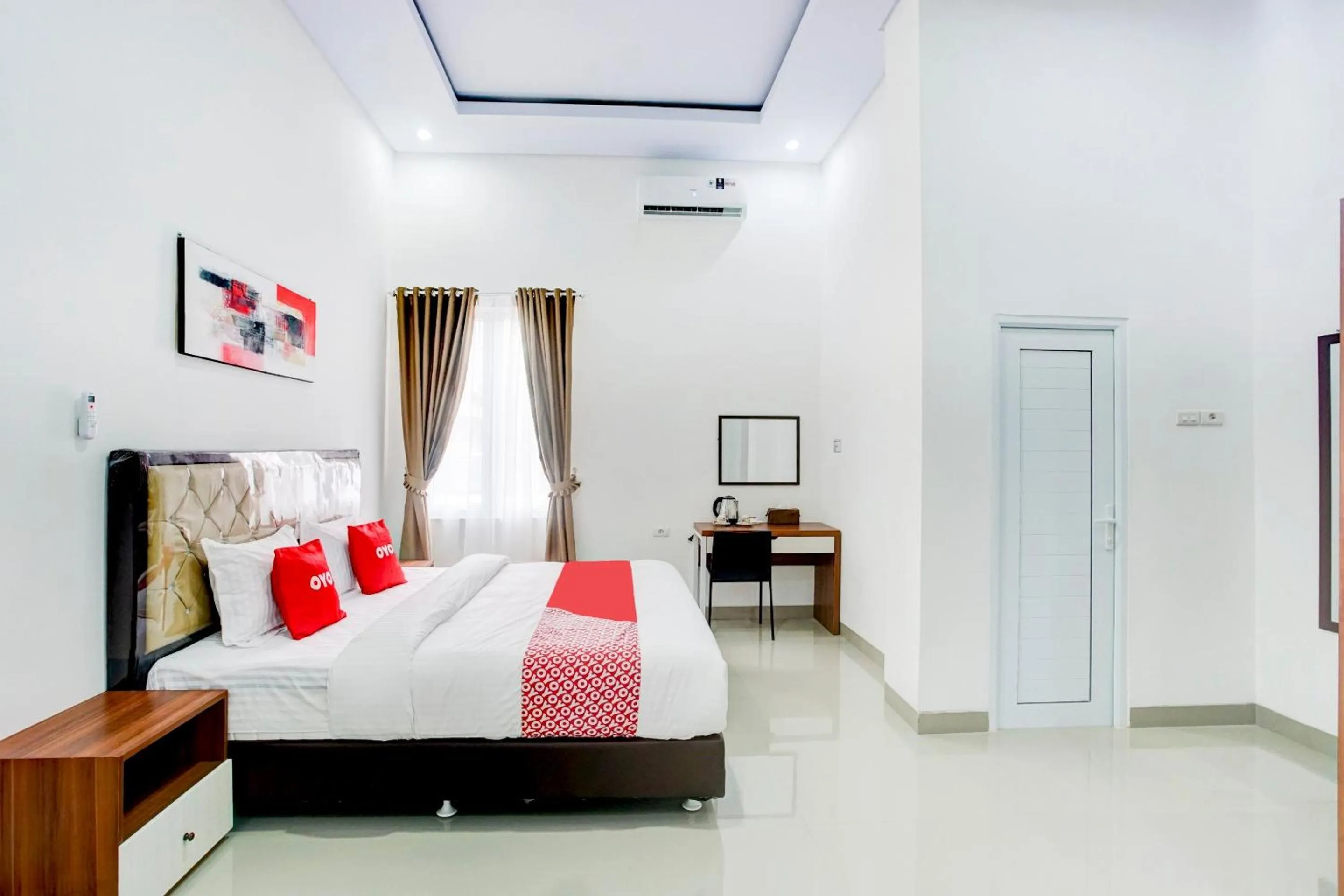 Bedroom, Bed in RedDoorz Plus Syariah near Exit Toll ITERA Lampung 2