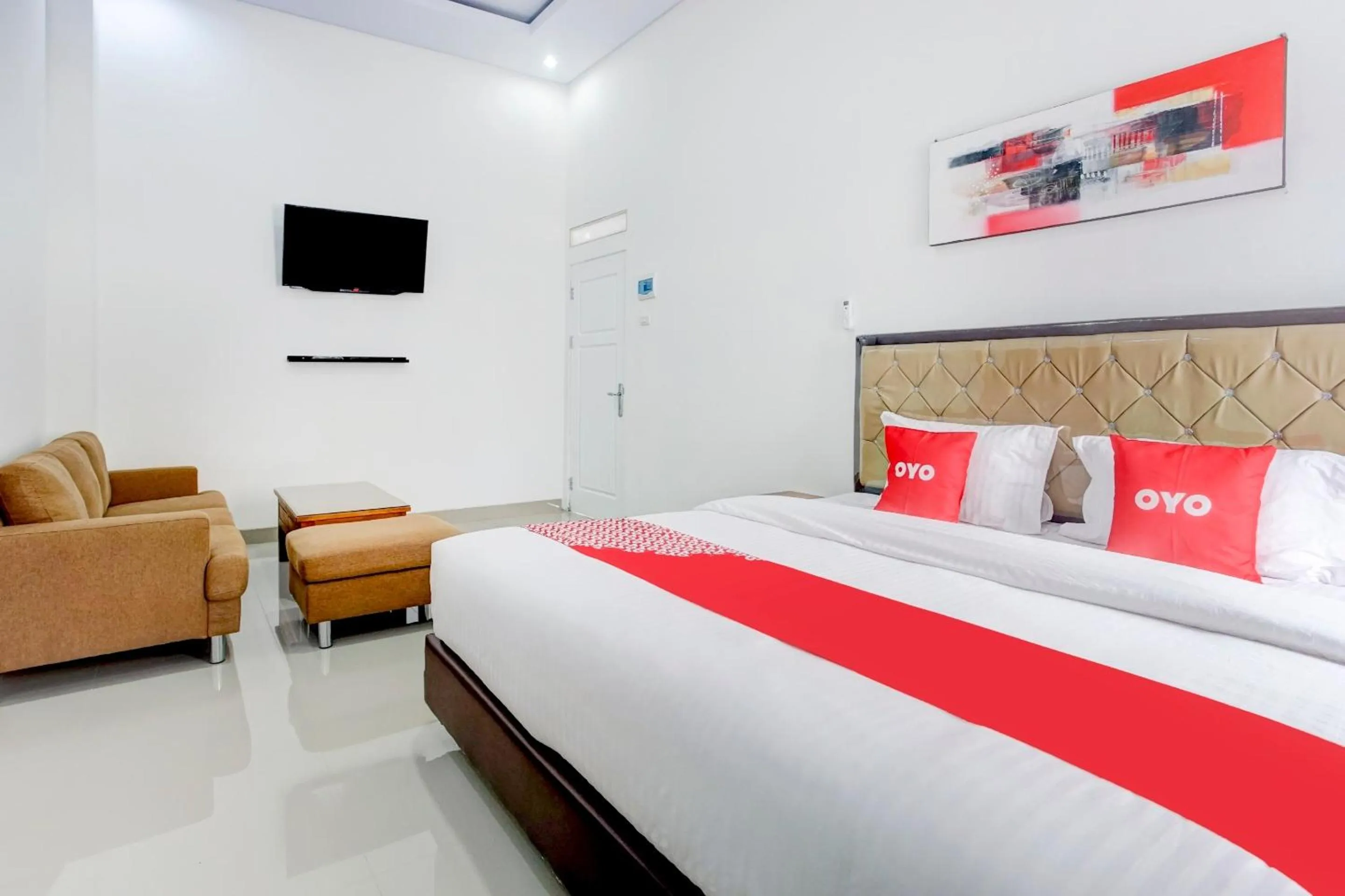 Bedroom, Bed in RedDoorz Plus Syariah near Exit Toll ITERA Lampung 2
