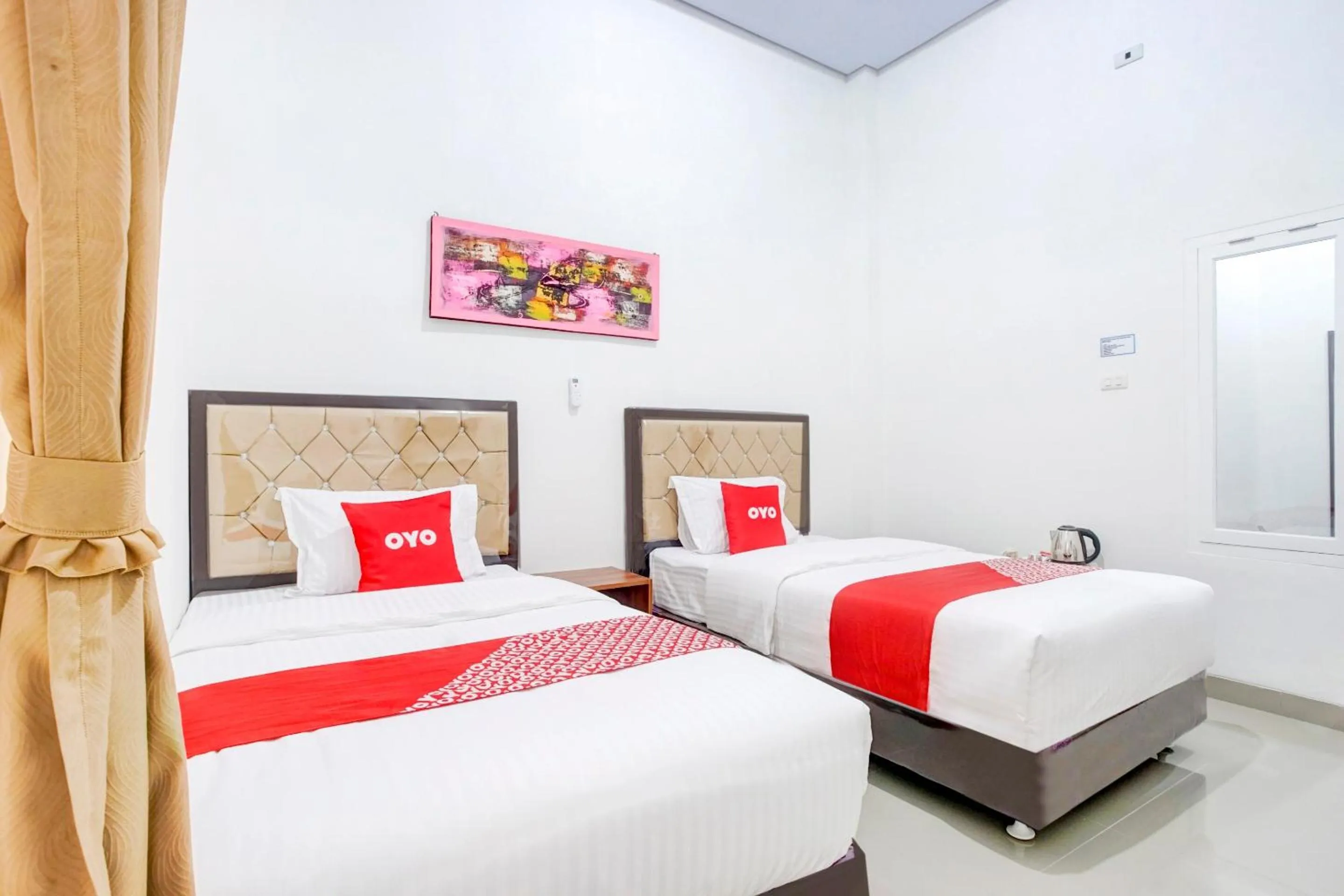 Bedroom, Bed in RedDoorz Plus Syariah near Exit Toll ITERA Lampung 2
