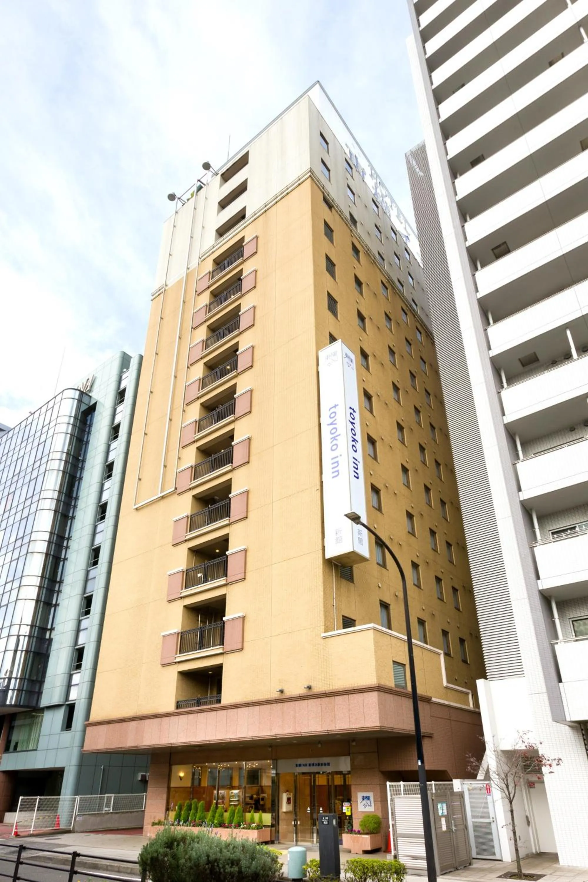 Property building in Toyoko Inn Shin-yokohama Ekimae Shinkan