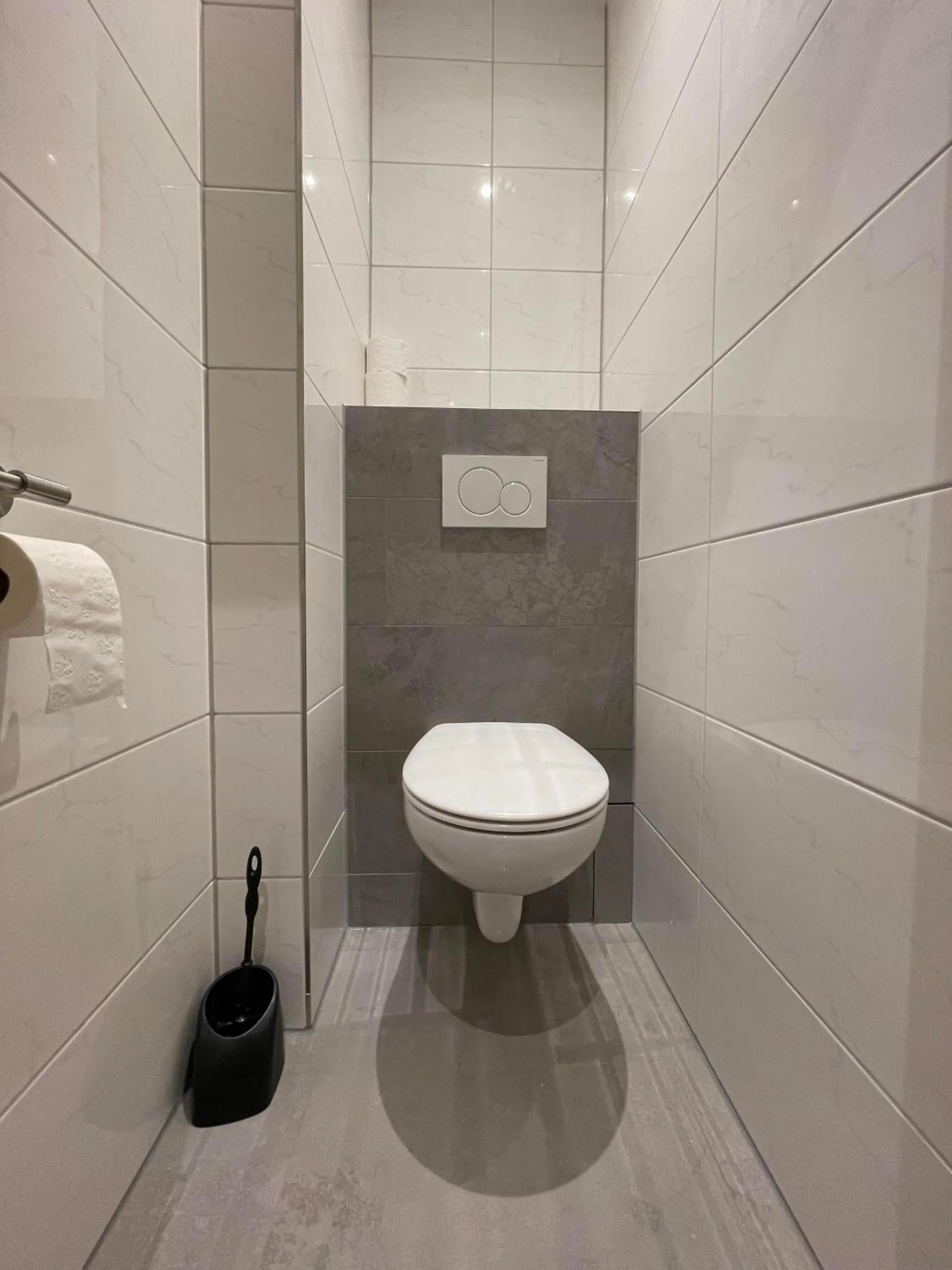 Toilet in ROTHSEE Hotel