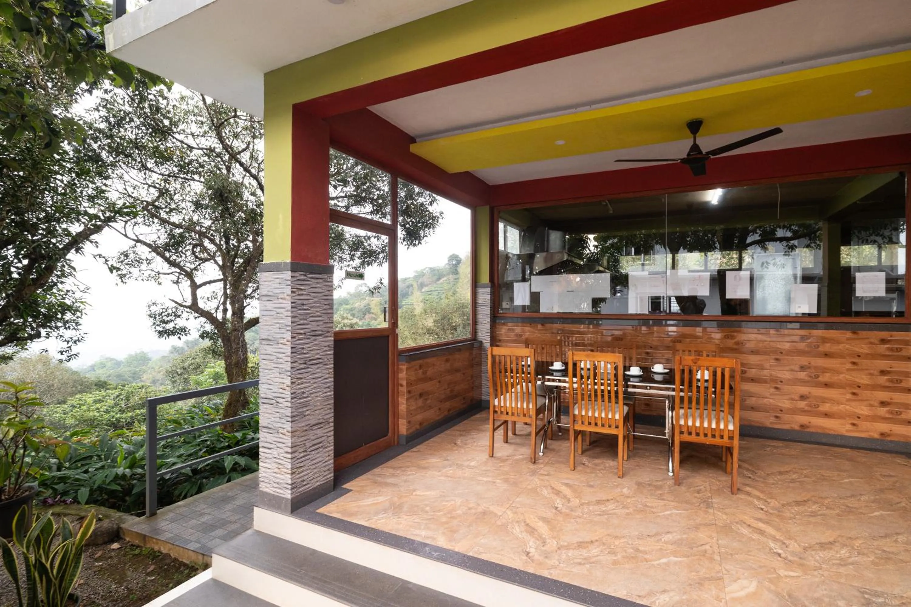 Restaurant/places to eat in Avadale Idukki - Stag Groups Not Allowed