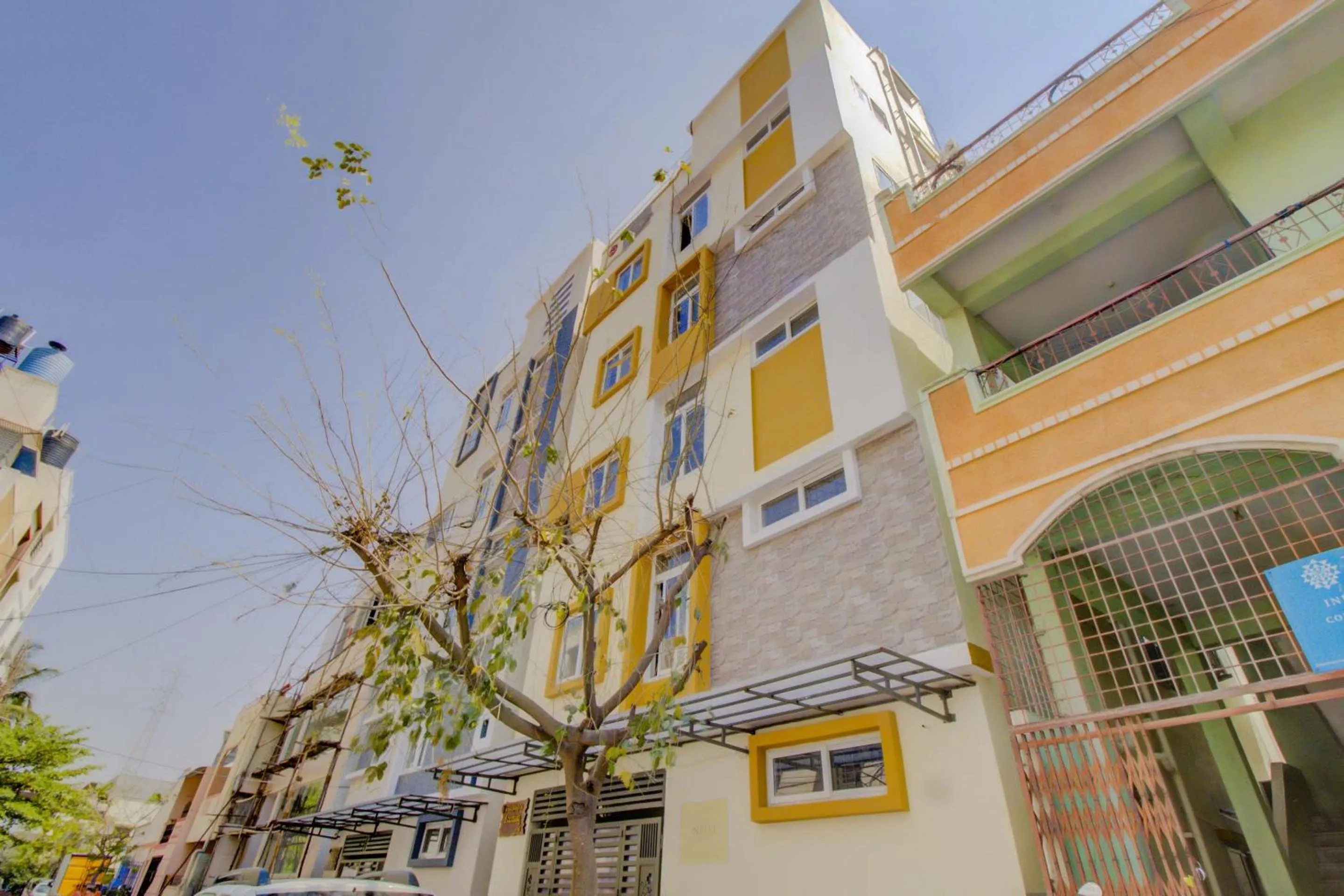 Facade/entrance in Hotel O Nelli Suites