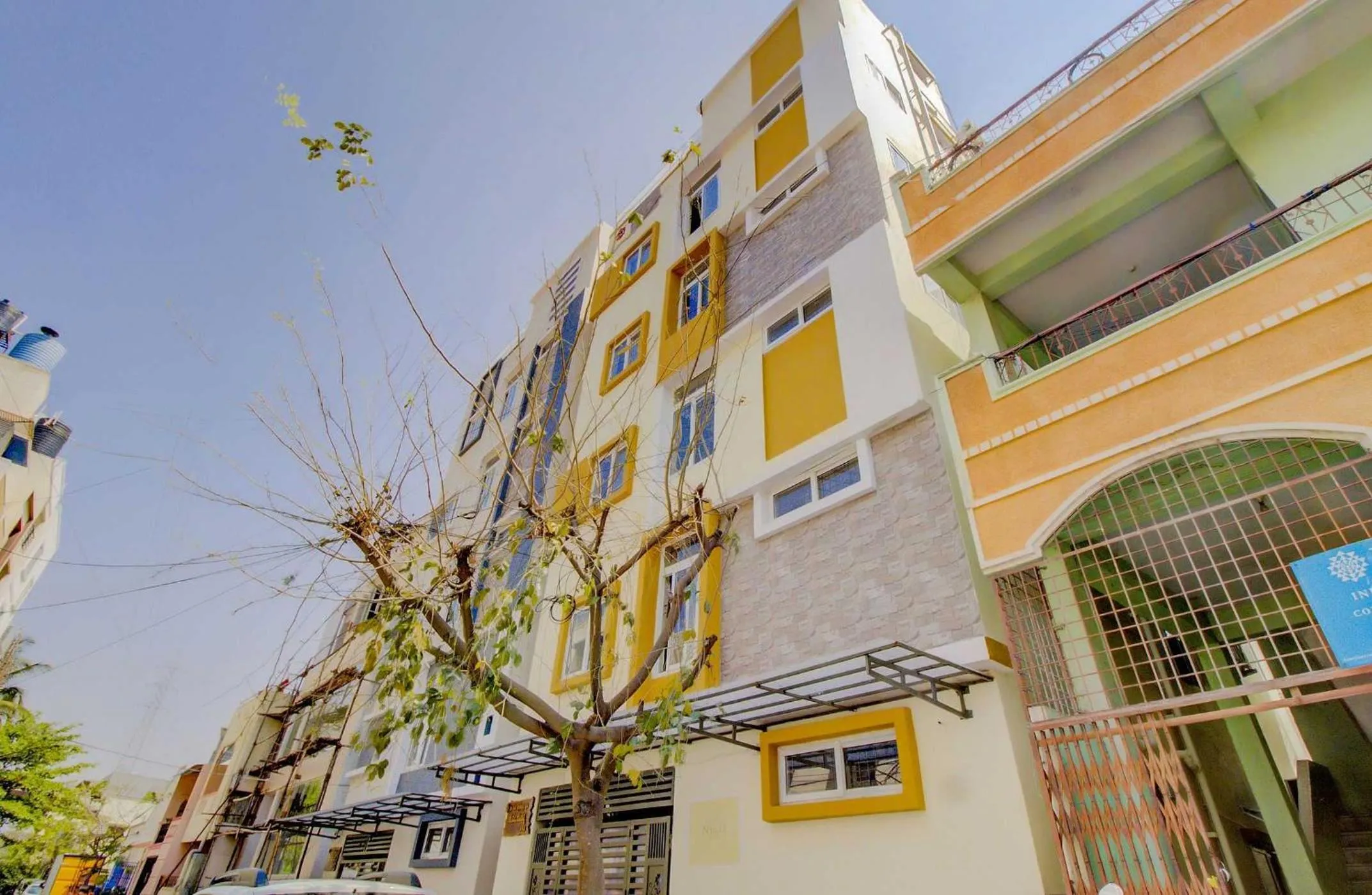 Facade/entrance in Hotel O Nelli Suites