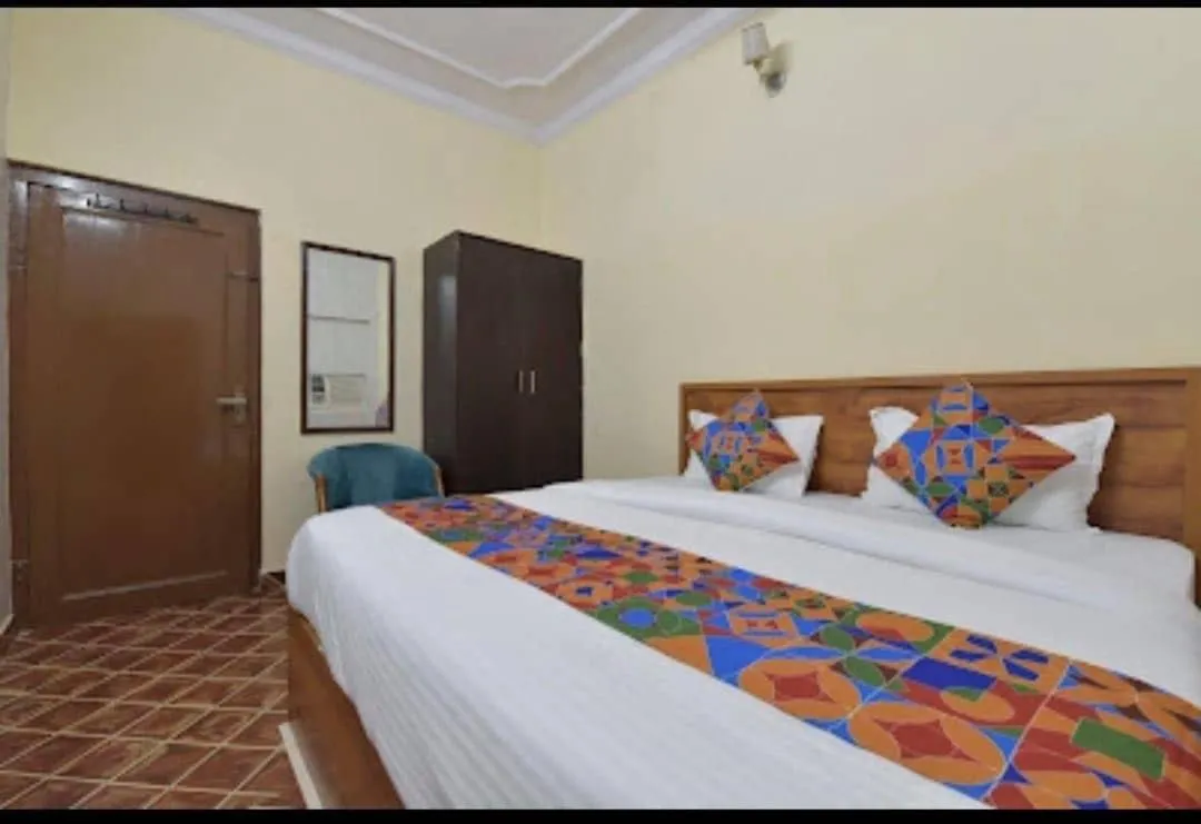 Bedroom in Collection O Rajwada Palace