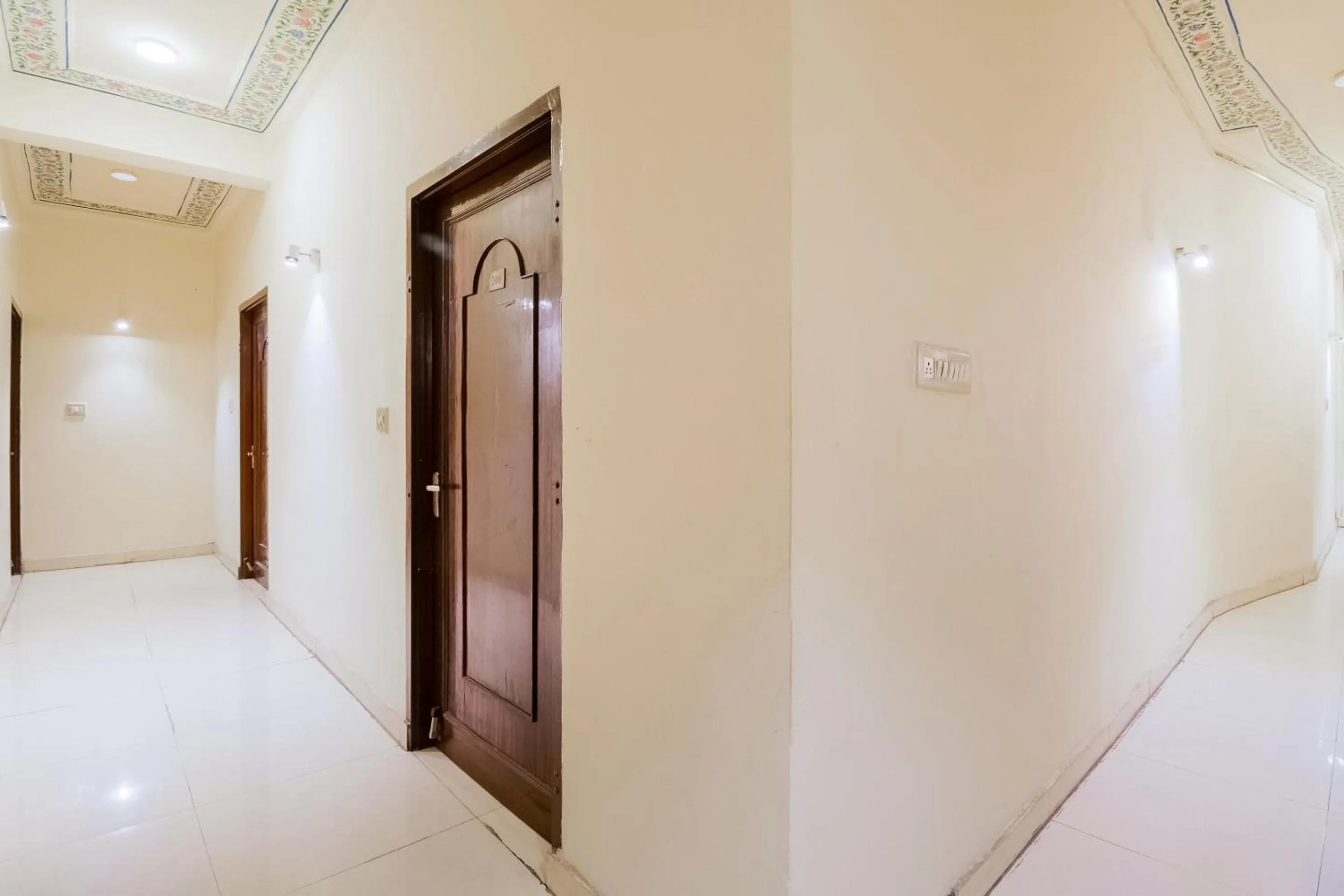 Lobby or reception in Collection O Rajwada Palace