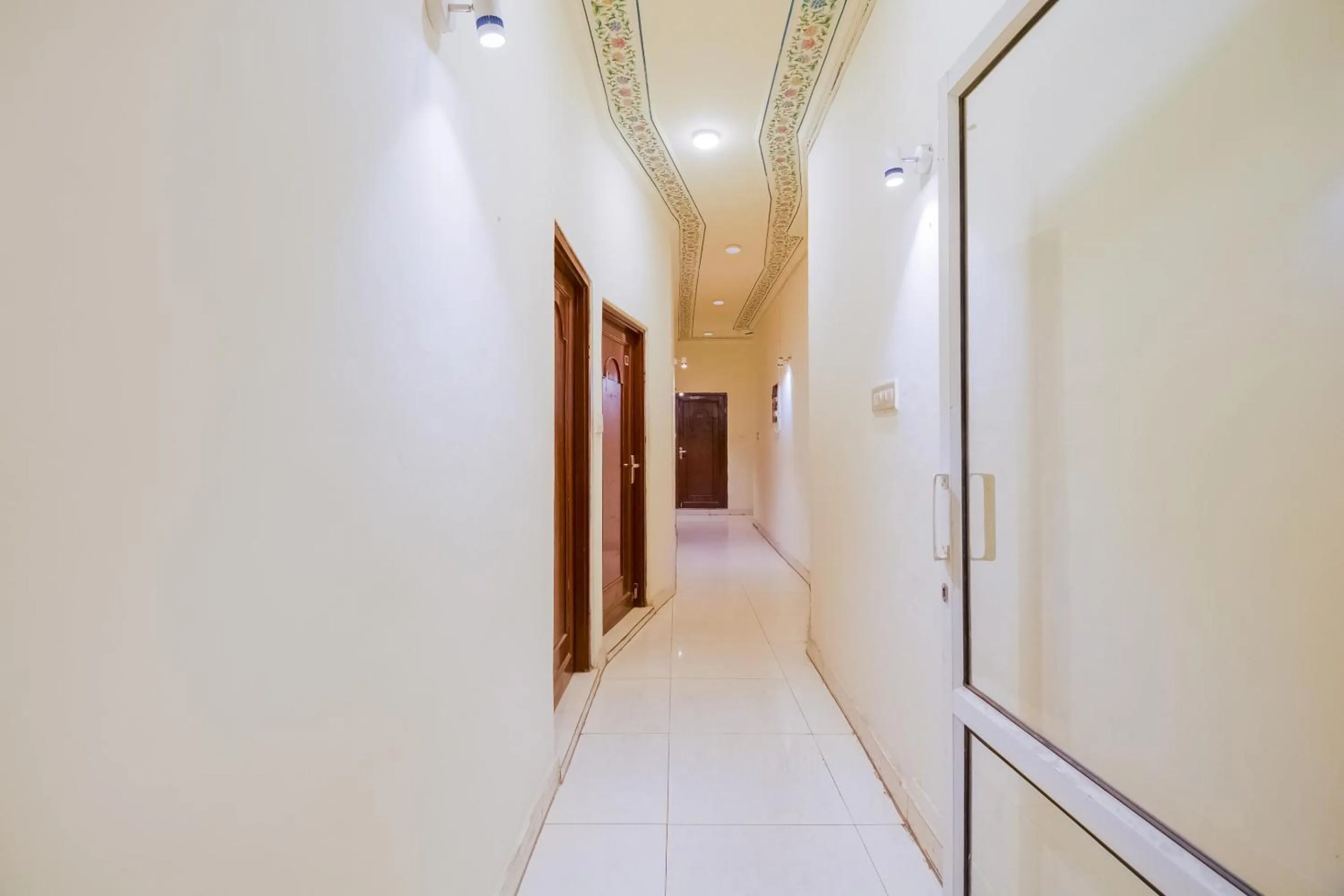 Lobby or reception in Collection O Rajwada Palace