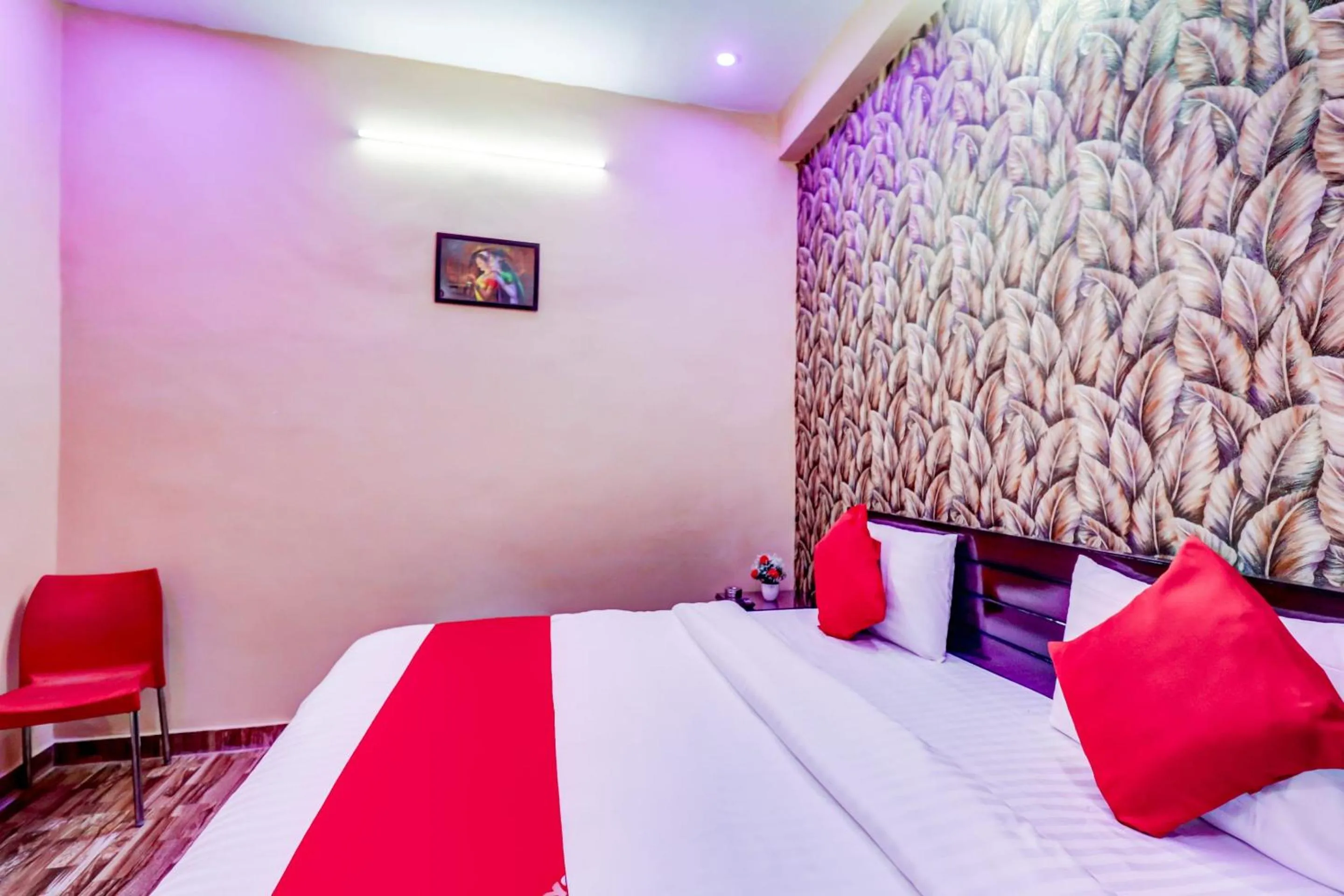 Bedroom, Bed in Hotel O R K RESIDENCY SGPGI