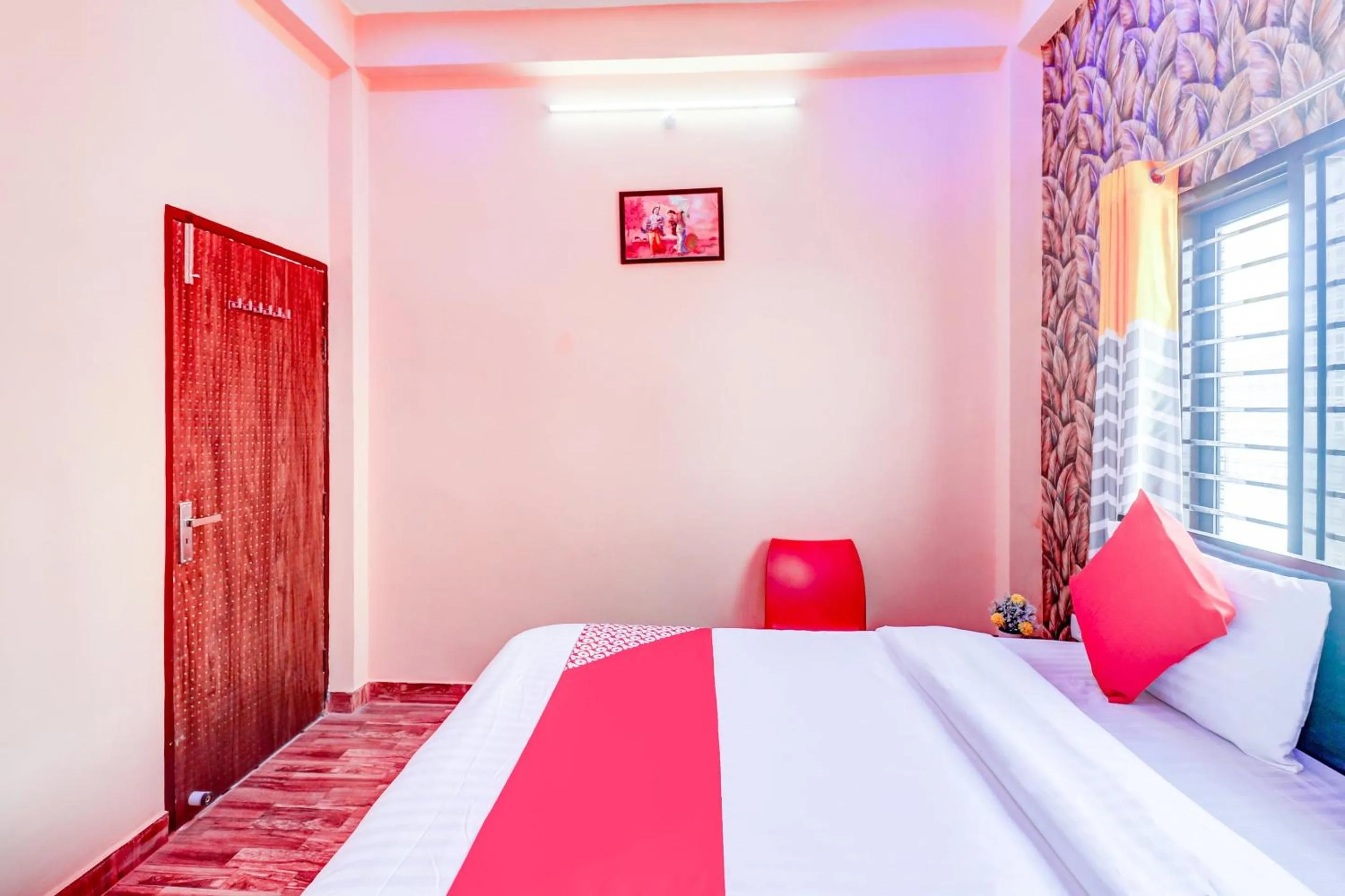 Bedroom, Bed in Hotel O R K RESIDENCY SGPGI