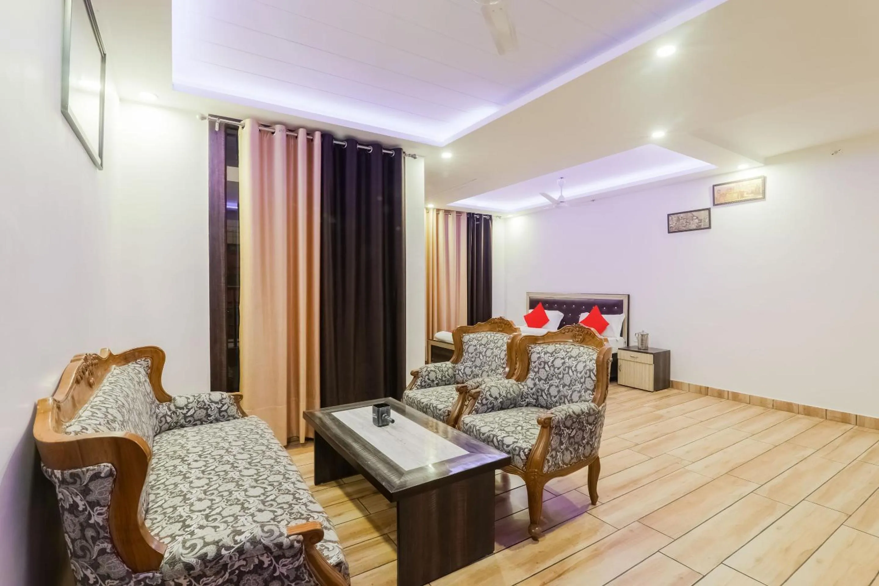 Bedroom in Hotel O The Maharaja Inn