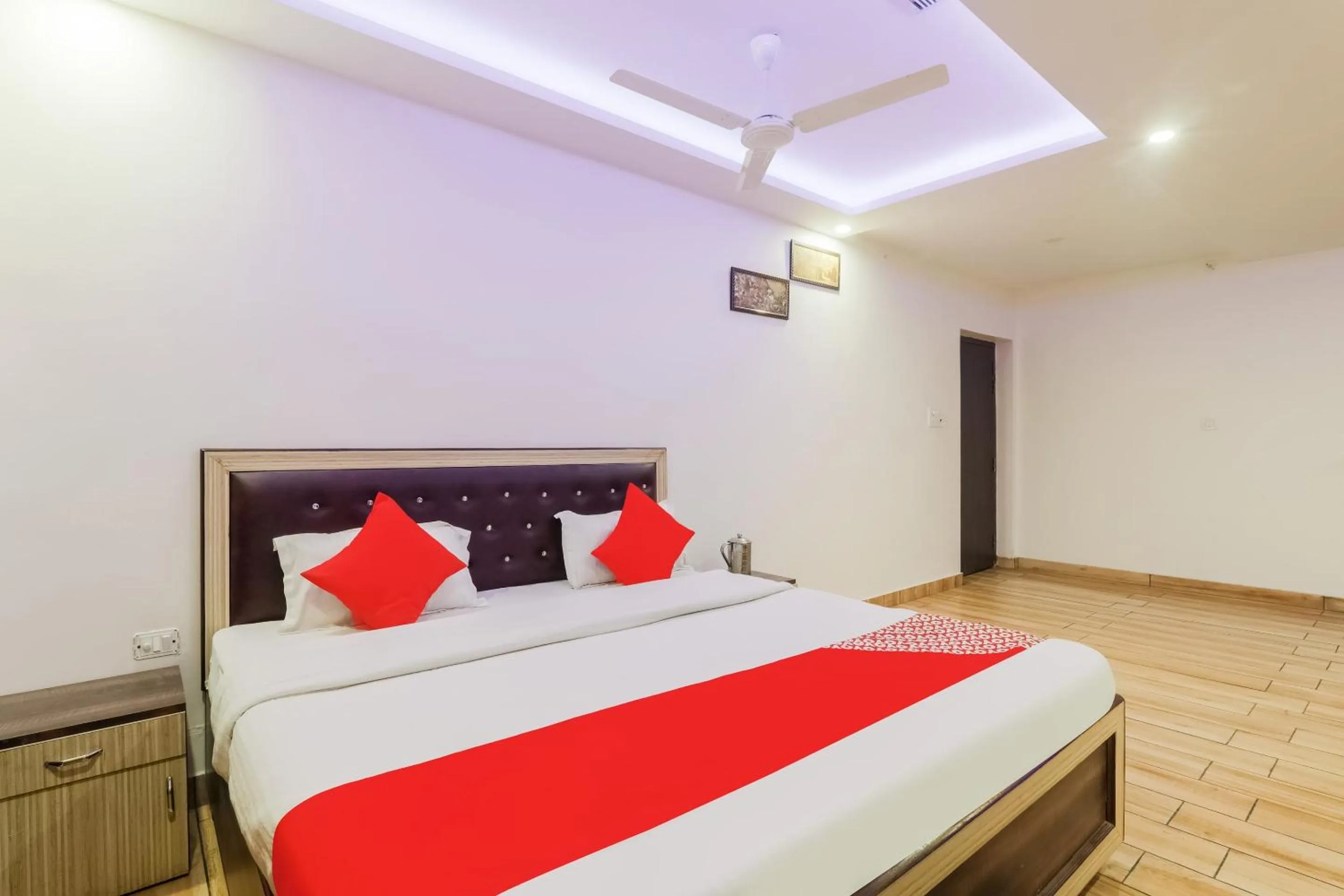 Bedroom, Bed in Hotel O The Maharaja Inn