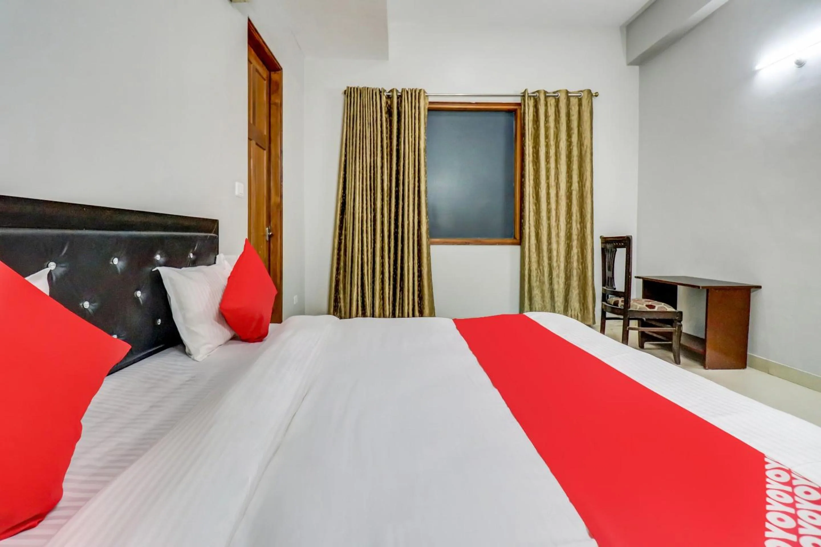 Bedroom, Bed in Hotel O by OYO Tokyo