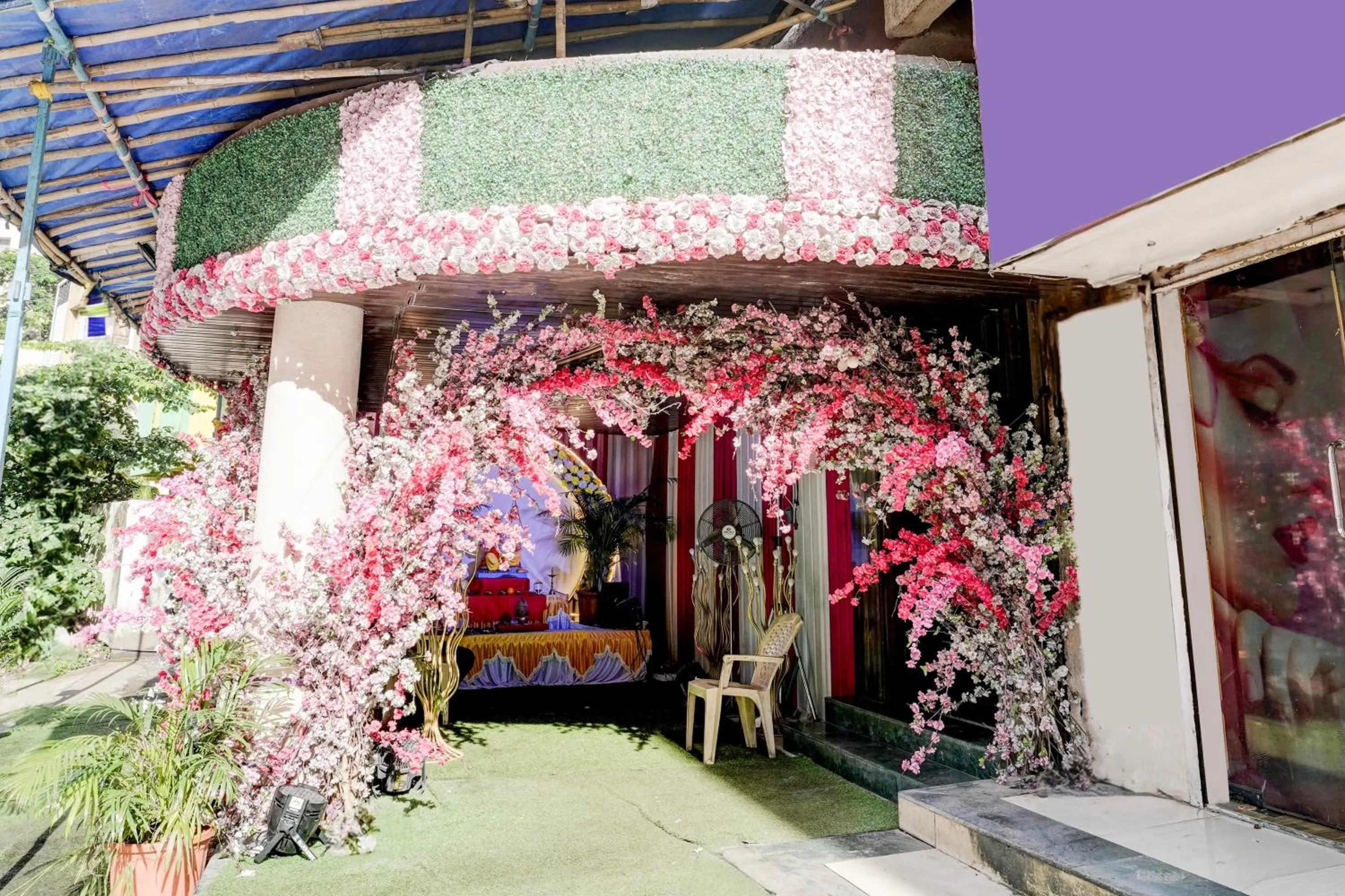 Facade/entrance in Collection O Thane Formerly Dove Residency