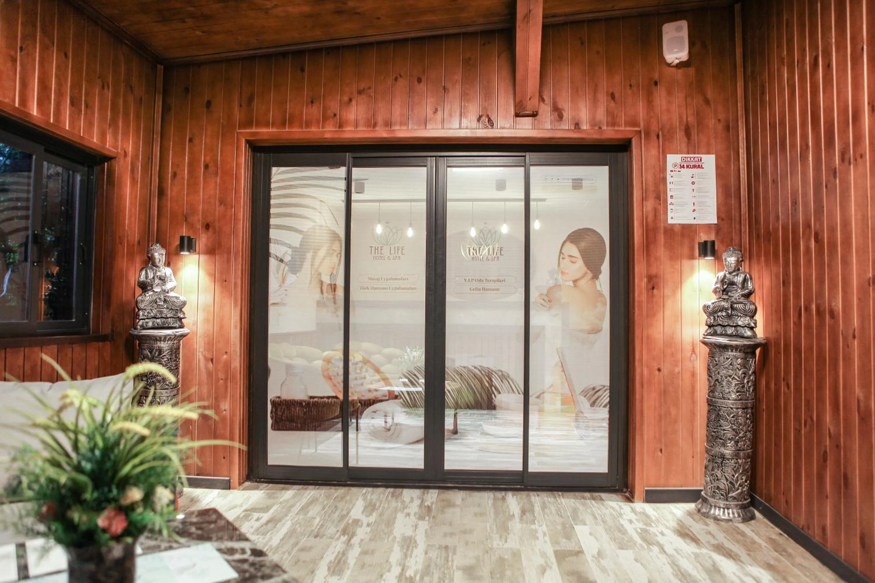 Spa and wellness centre/facilities in The Life Hotel & Spa