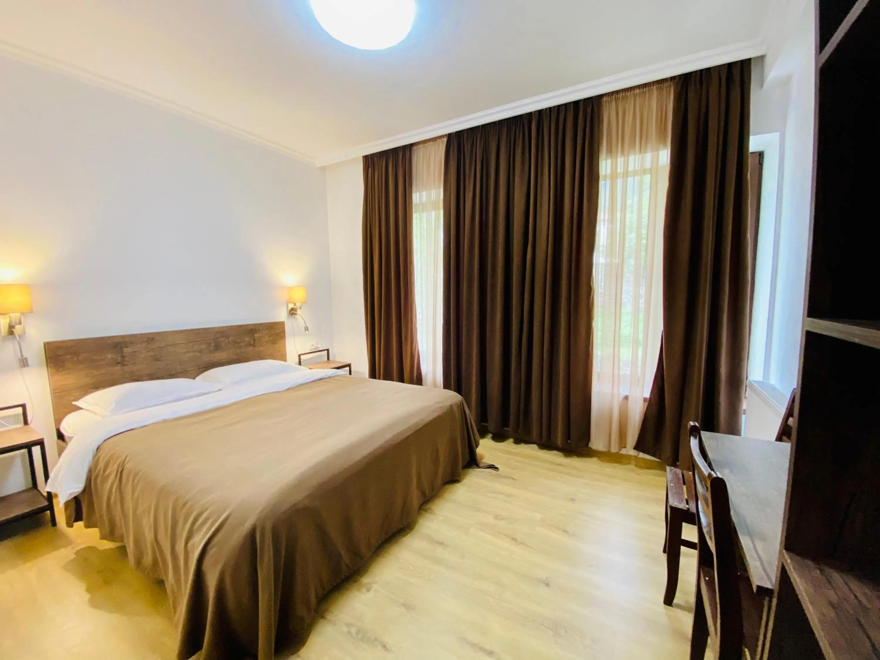 Bed in HOTEL KAZBEGI 1963