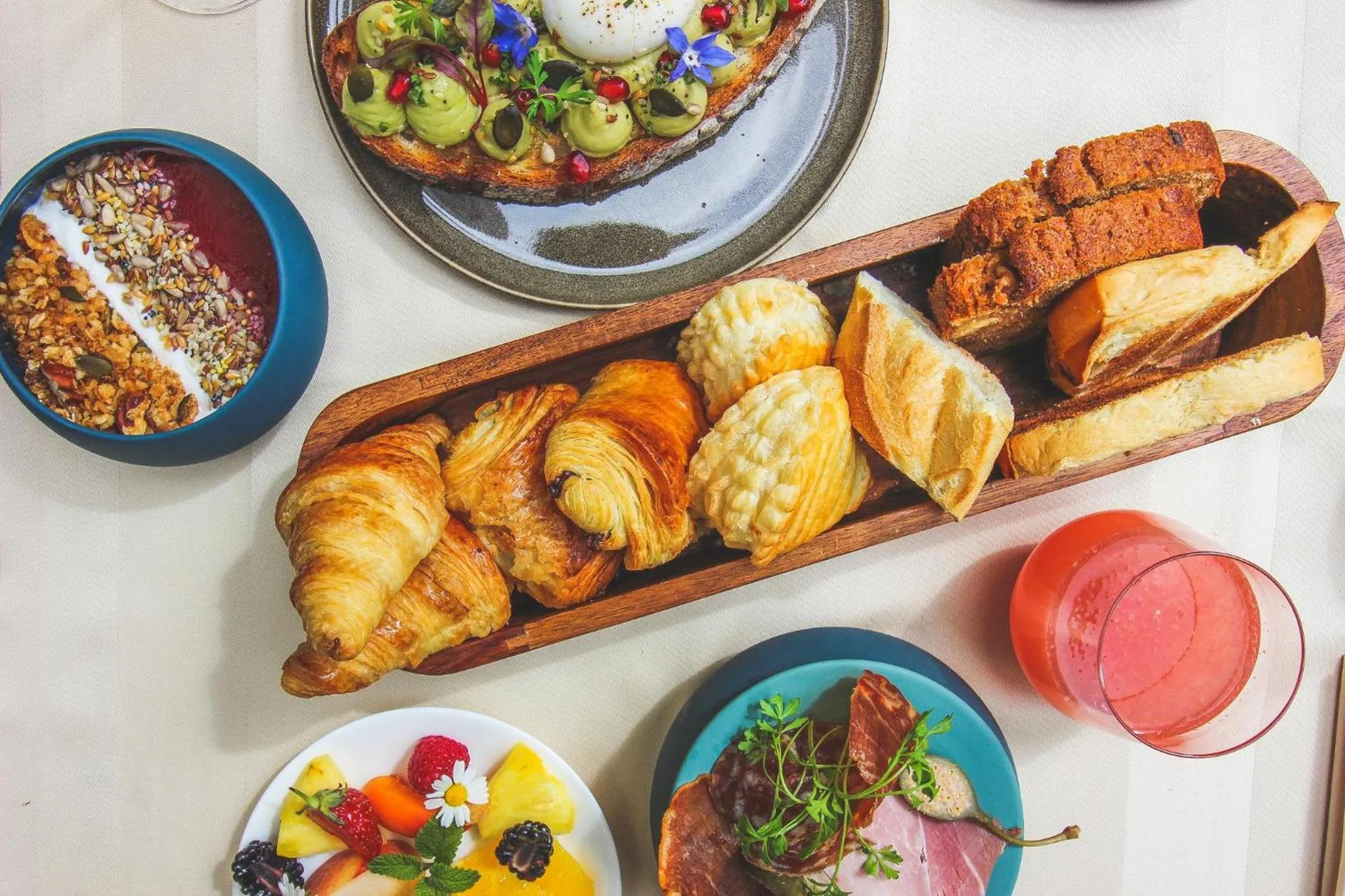 Breakfast in Paris j'Adore Hotel & Spa