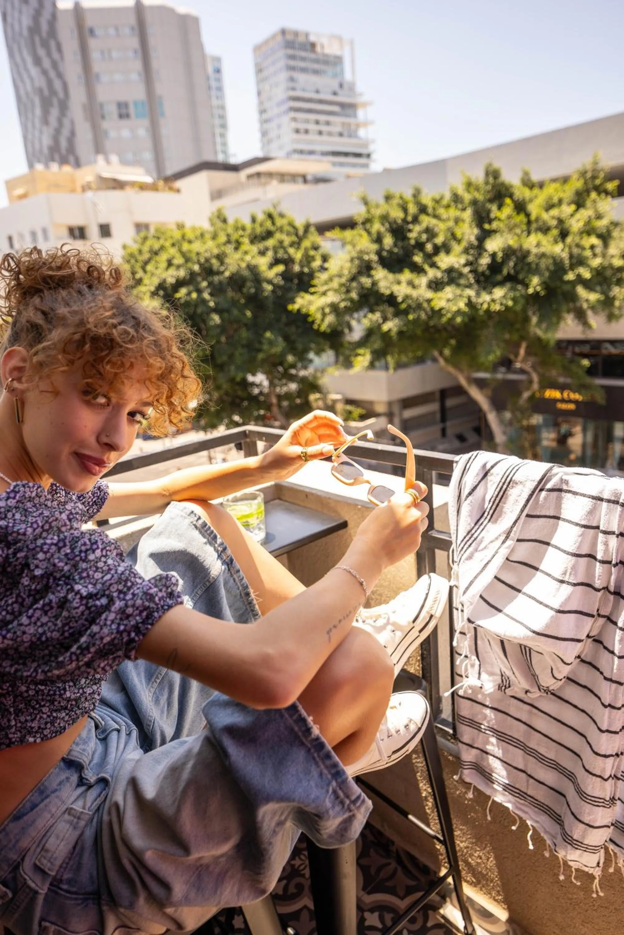 Balcony/Terrace in Silicate - by Loginn Tel-Avivian hotels