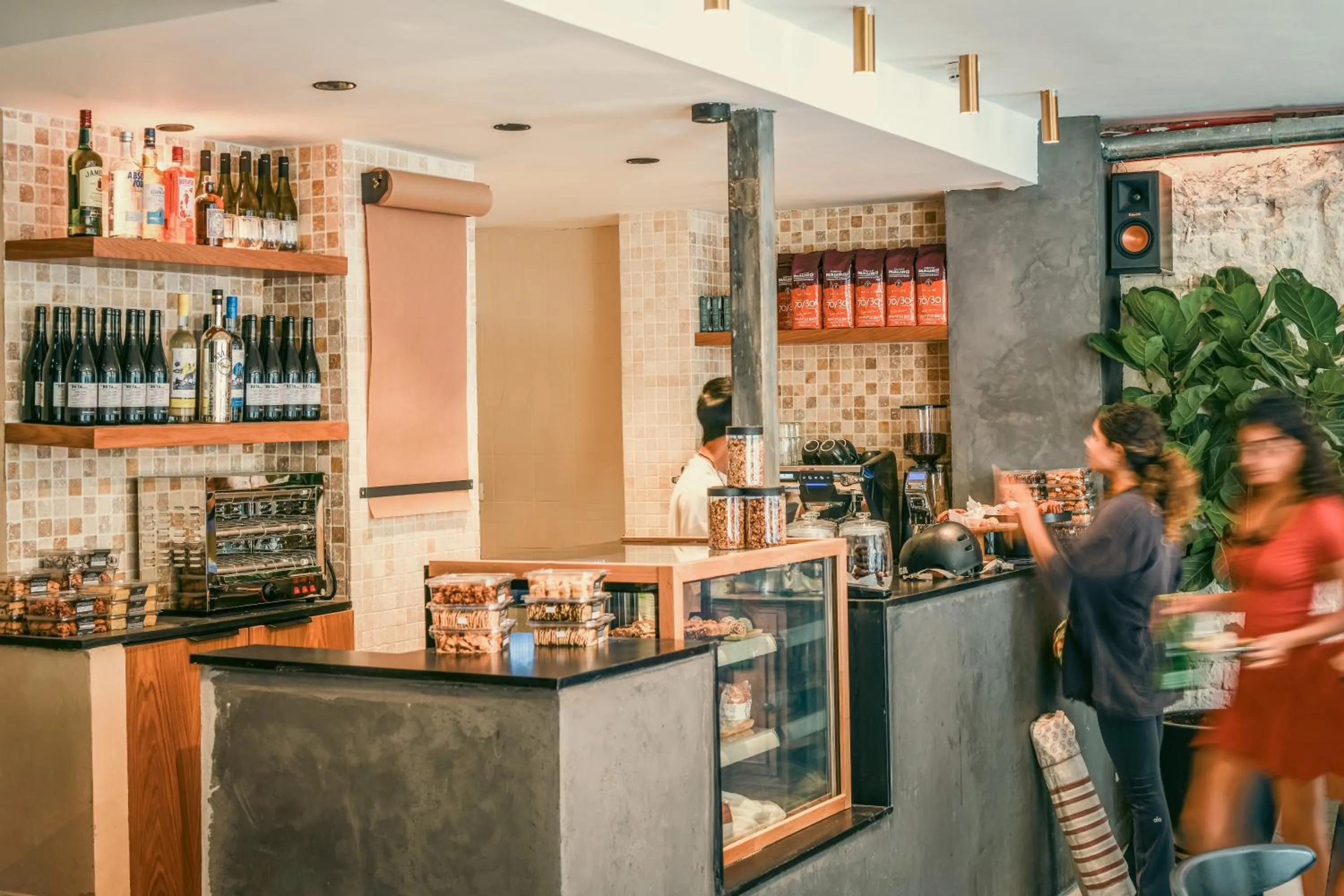 Restaurant/places to eat in Silicate - by Loginn Tel-Avivian hotels