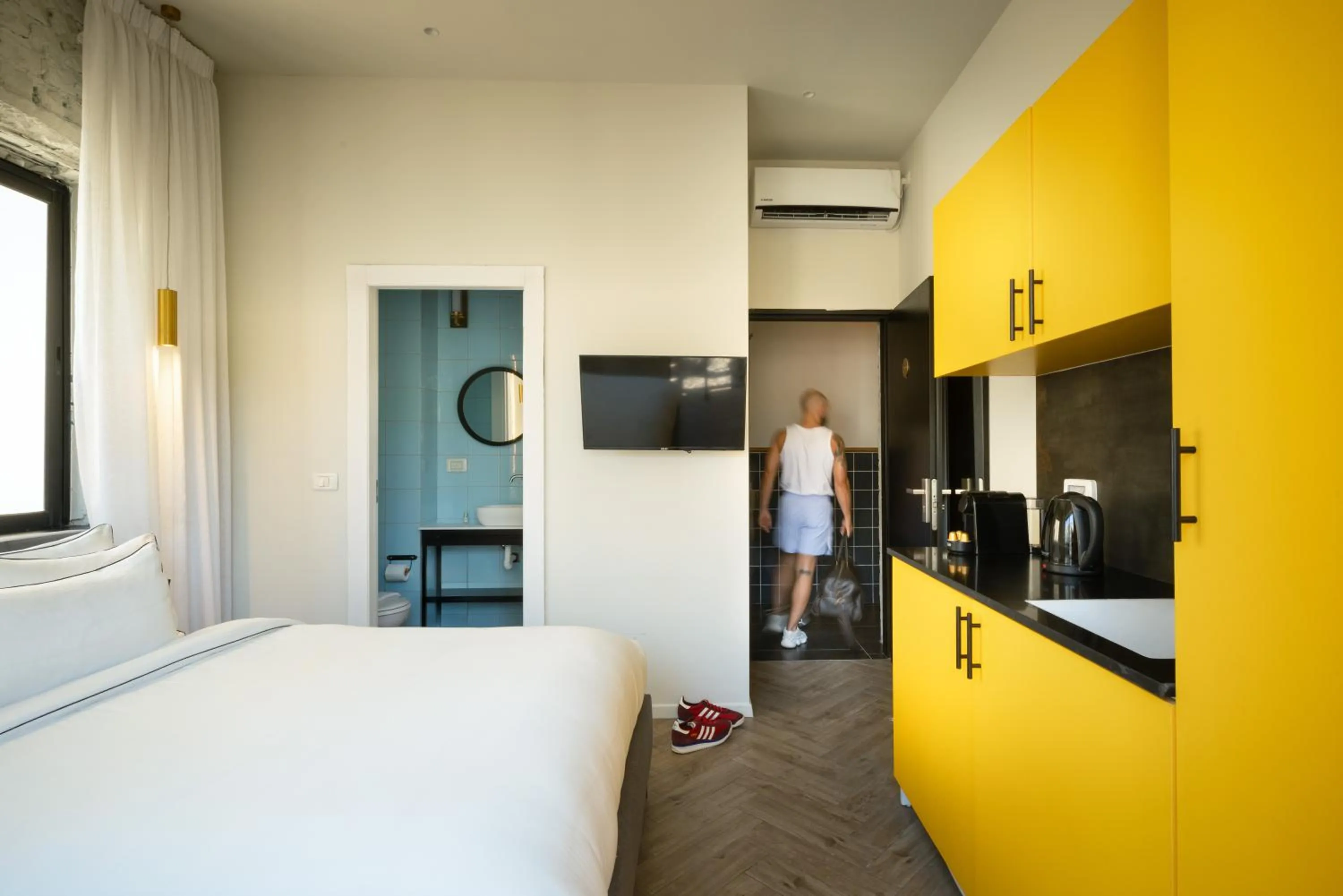 Photo of the whole room, Bed in Silicate - by Loginn Tel-Avivian hotels