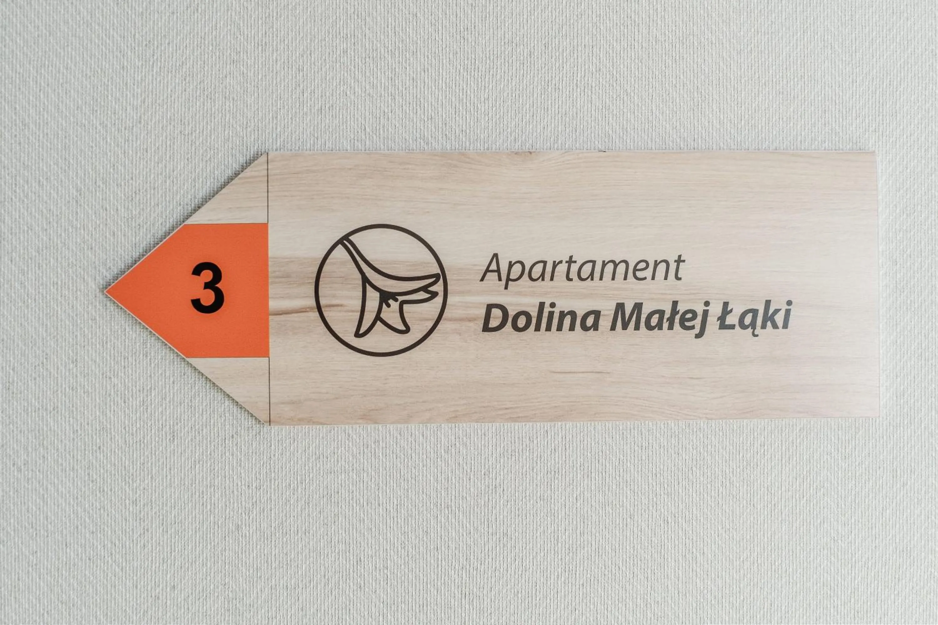 Logo/Certificate/Sign in REZYDENCJA ORNAK 5 - stylowe apartamenty z balkonami i jacuzzi, 5 min pieszo do Krupówek, IZBY PODHALAŃSKIE