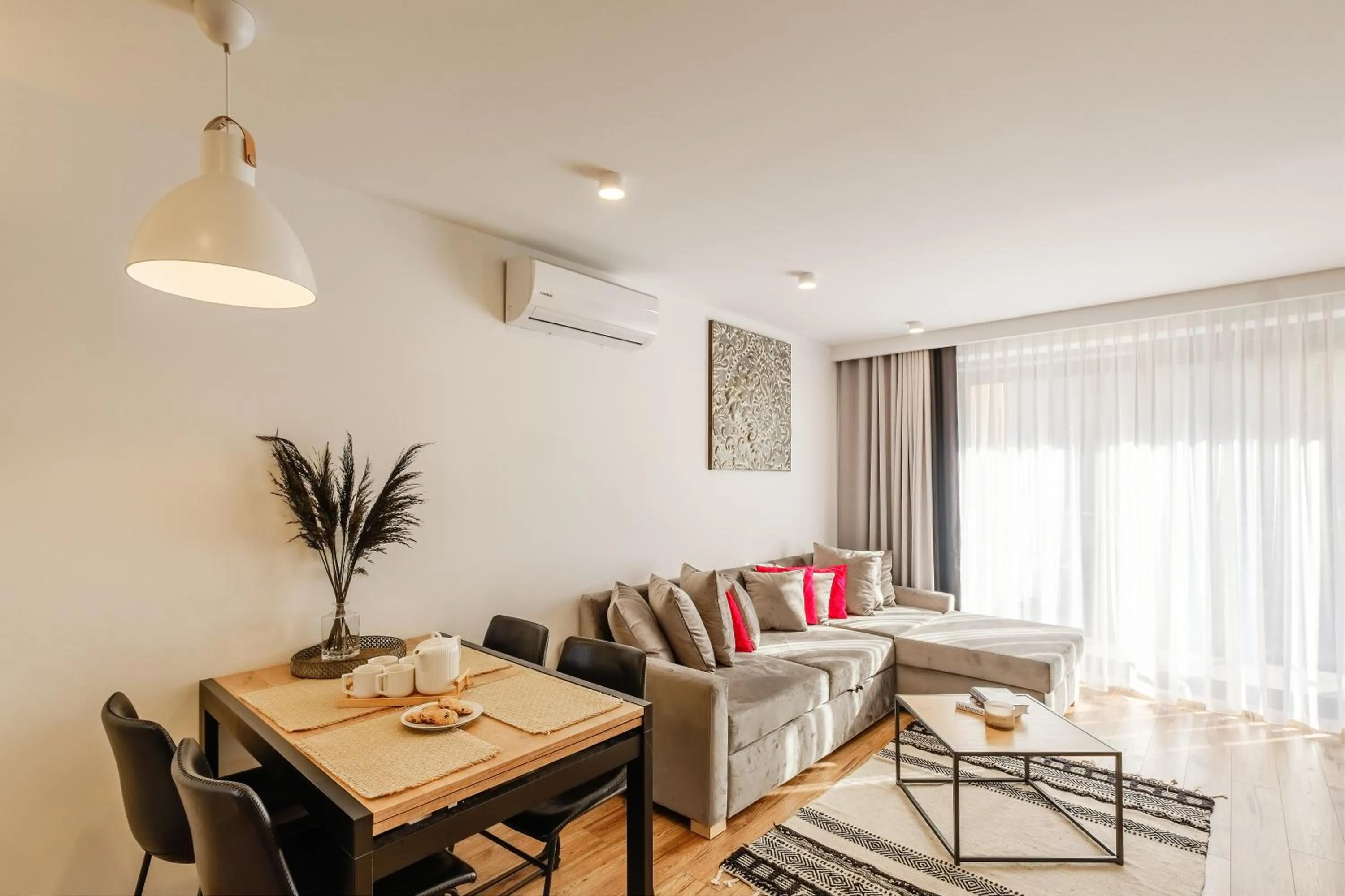 Living room in REZYDENCJA ORNAK 5 - stylowe apartamenty z balkonami i jacuzzi, 5 min pieszo do Krupówek, IZBY PODHALAŃSKIE