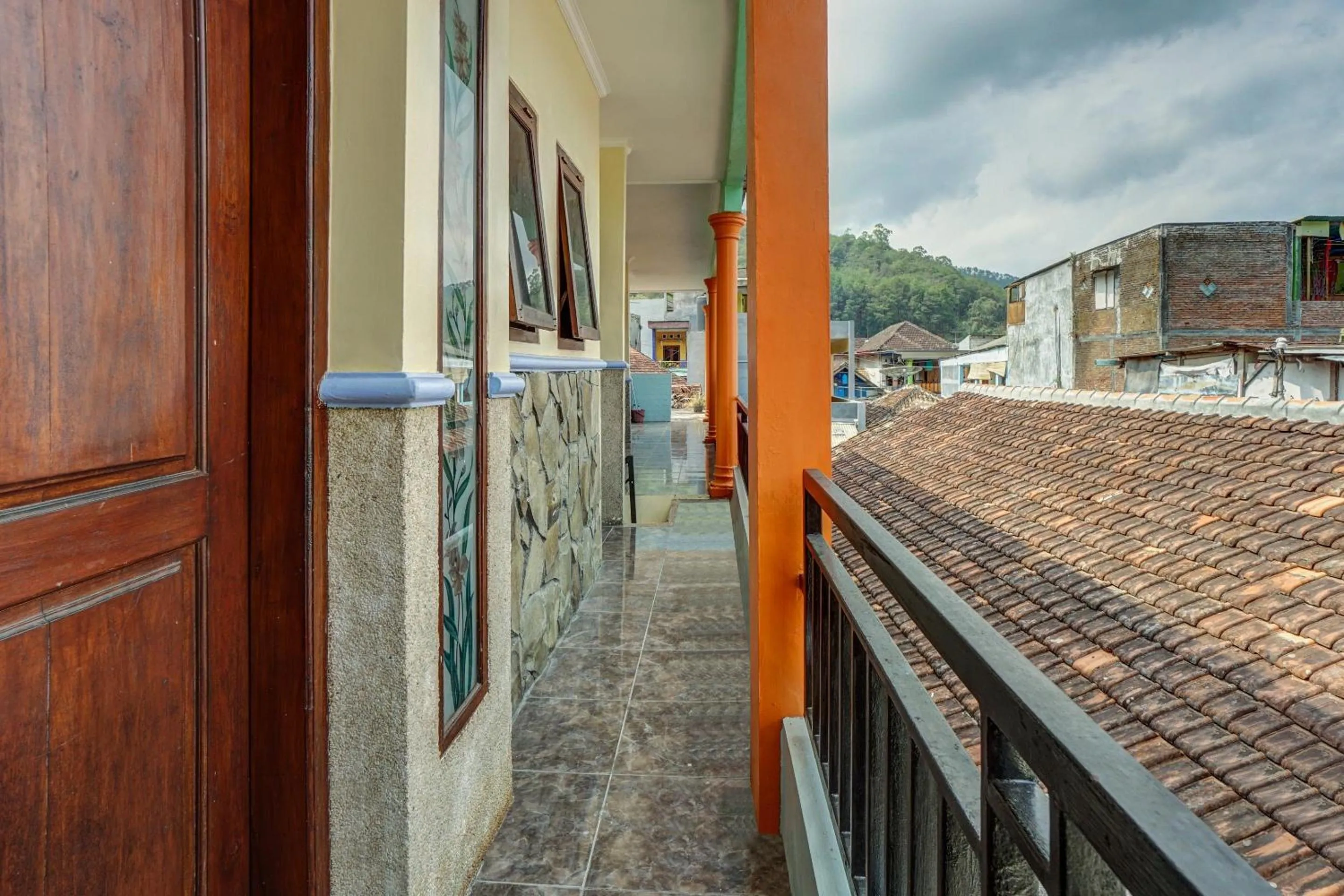 Lobby or reception in OYO Life 90321 Ken Ken Villa