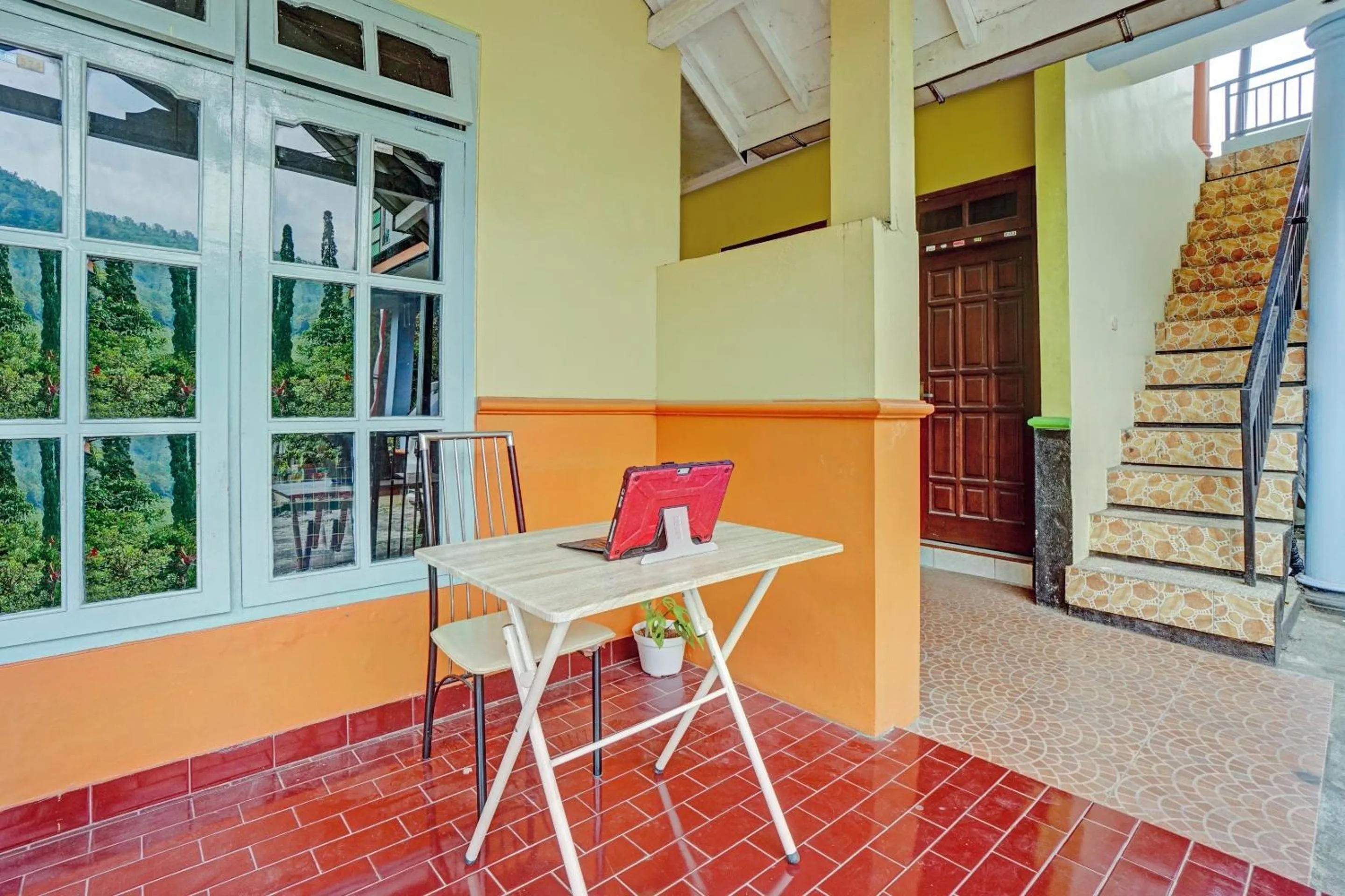 Lobby or reception in OYO Life 90321 Ken Ken Villa