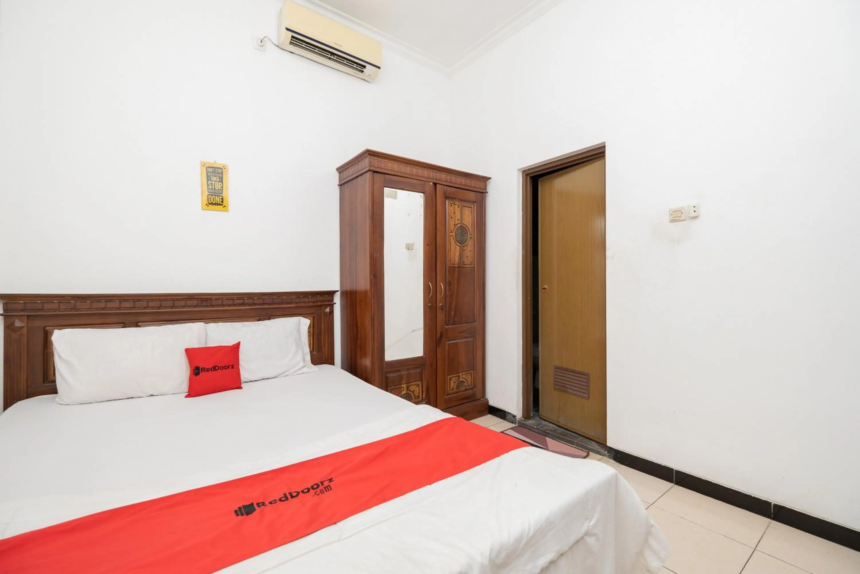 Bed in RedDoorz At Nginden Surabaya