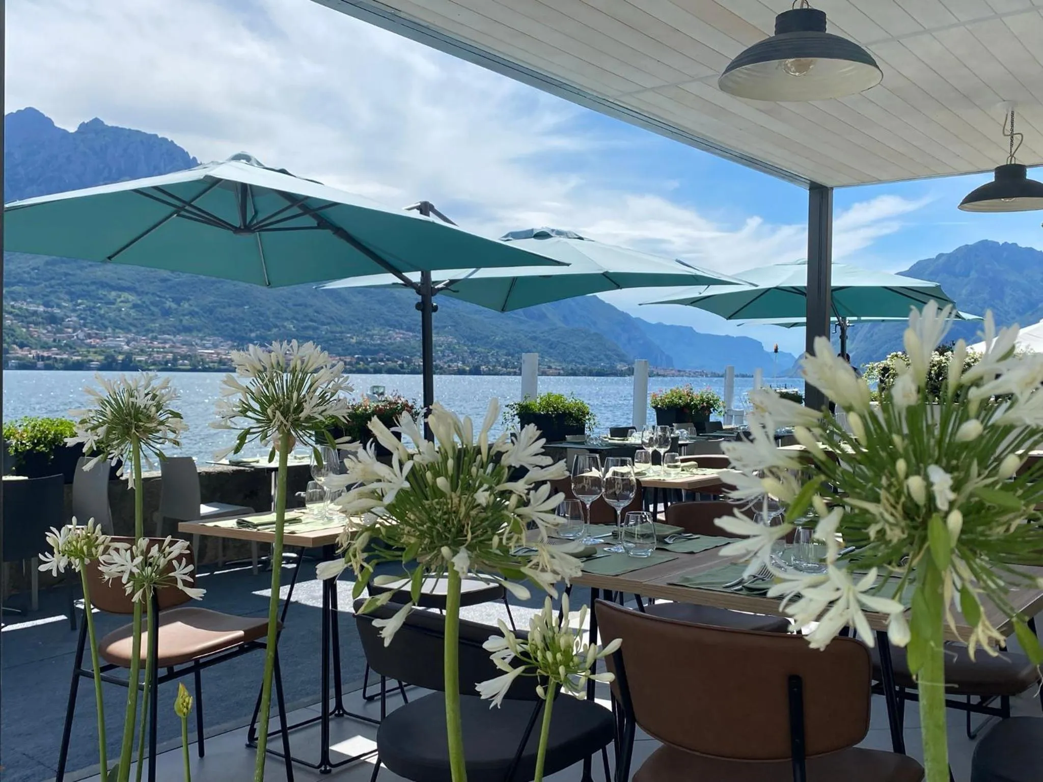 Restaurant/places to eat in Al Molo 5 - Lake Front