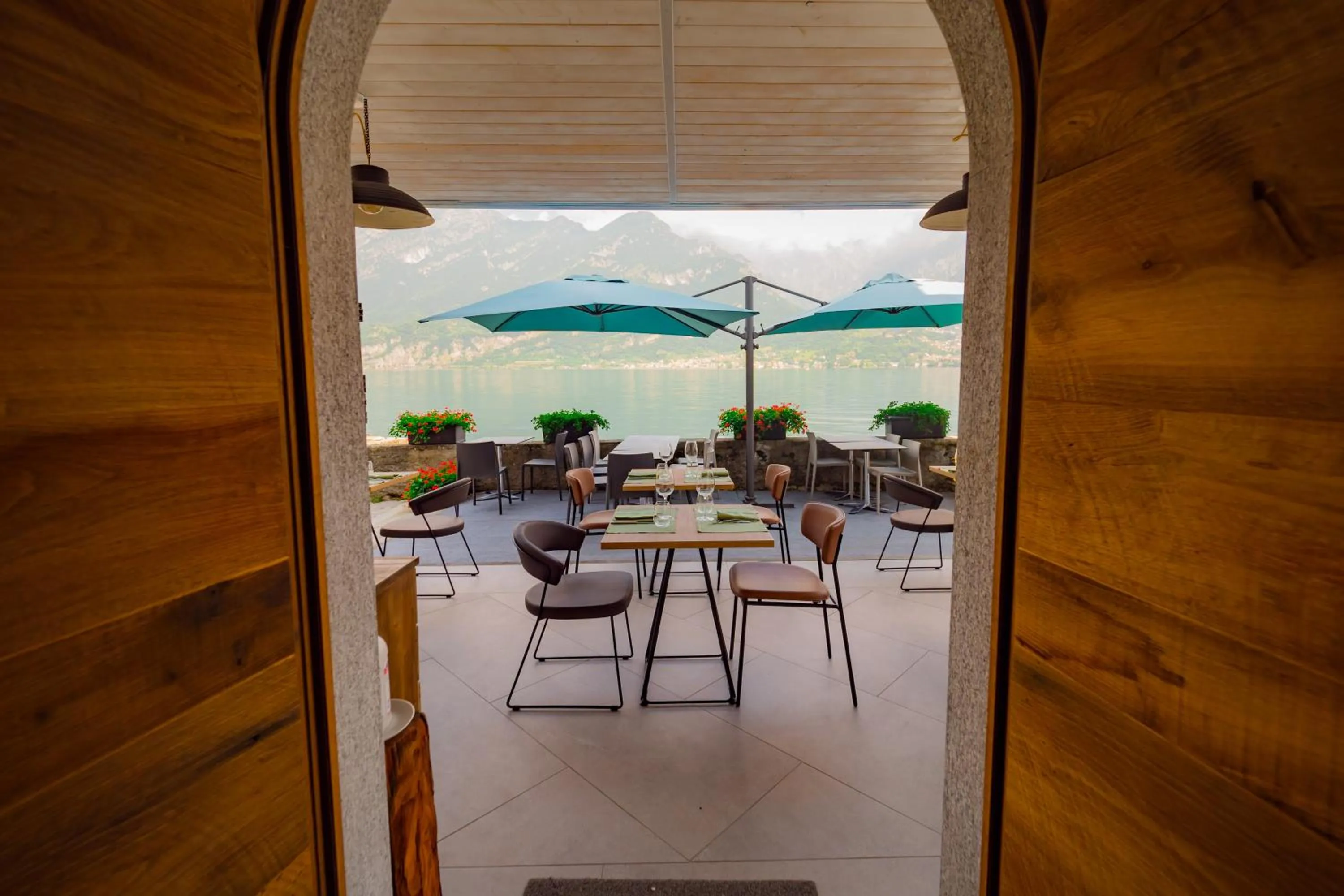 Sea view in Al Molo 5 - Lake Front