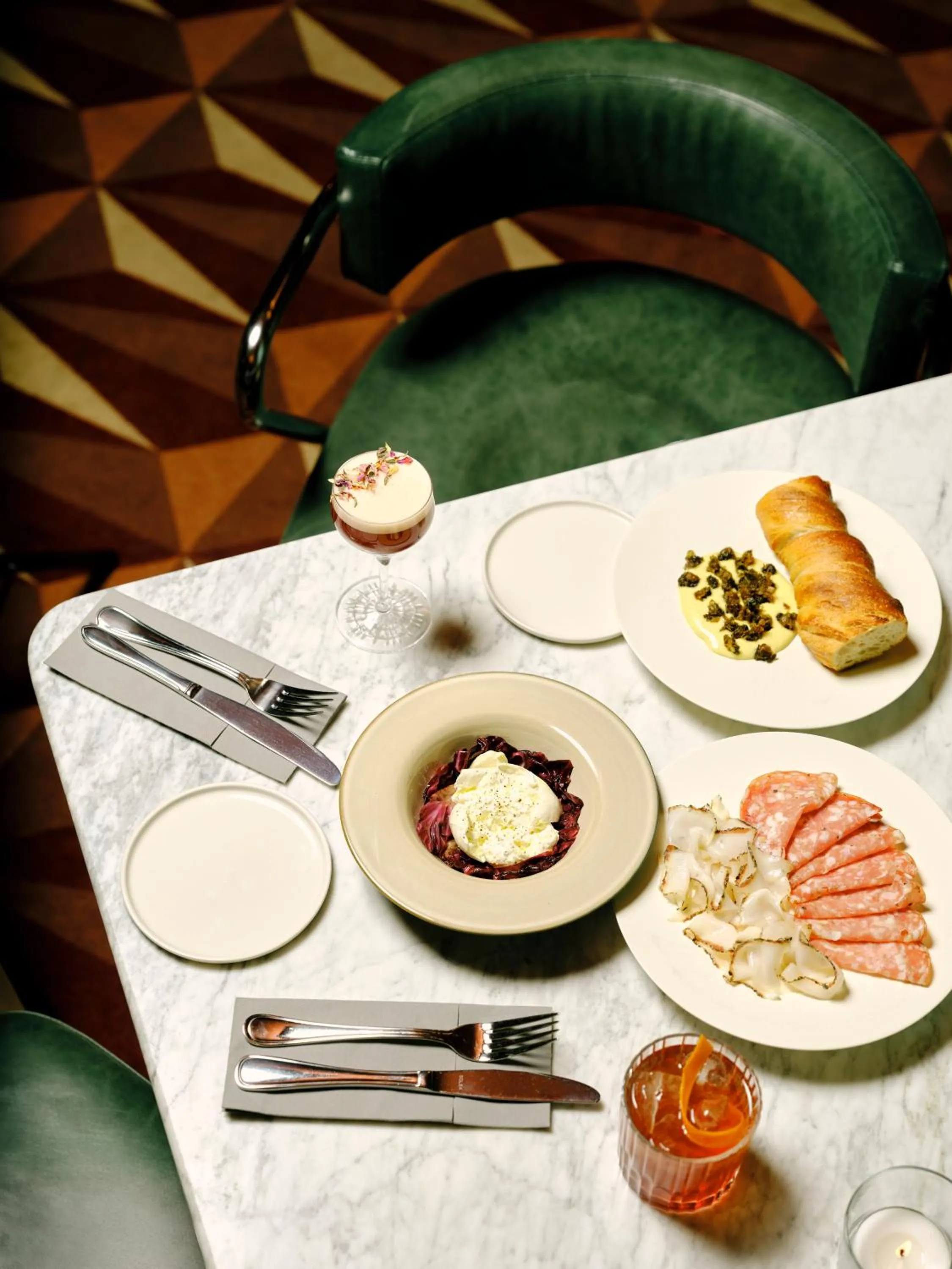 Restaurant/places to eat in Schwan Locke