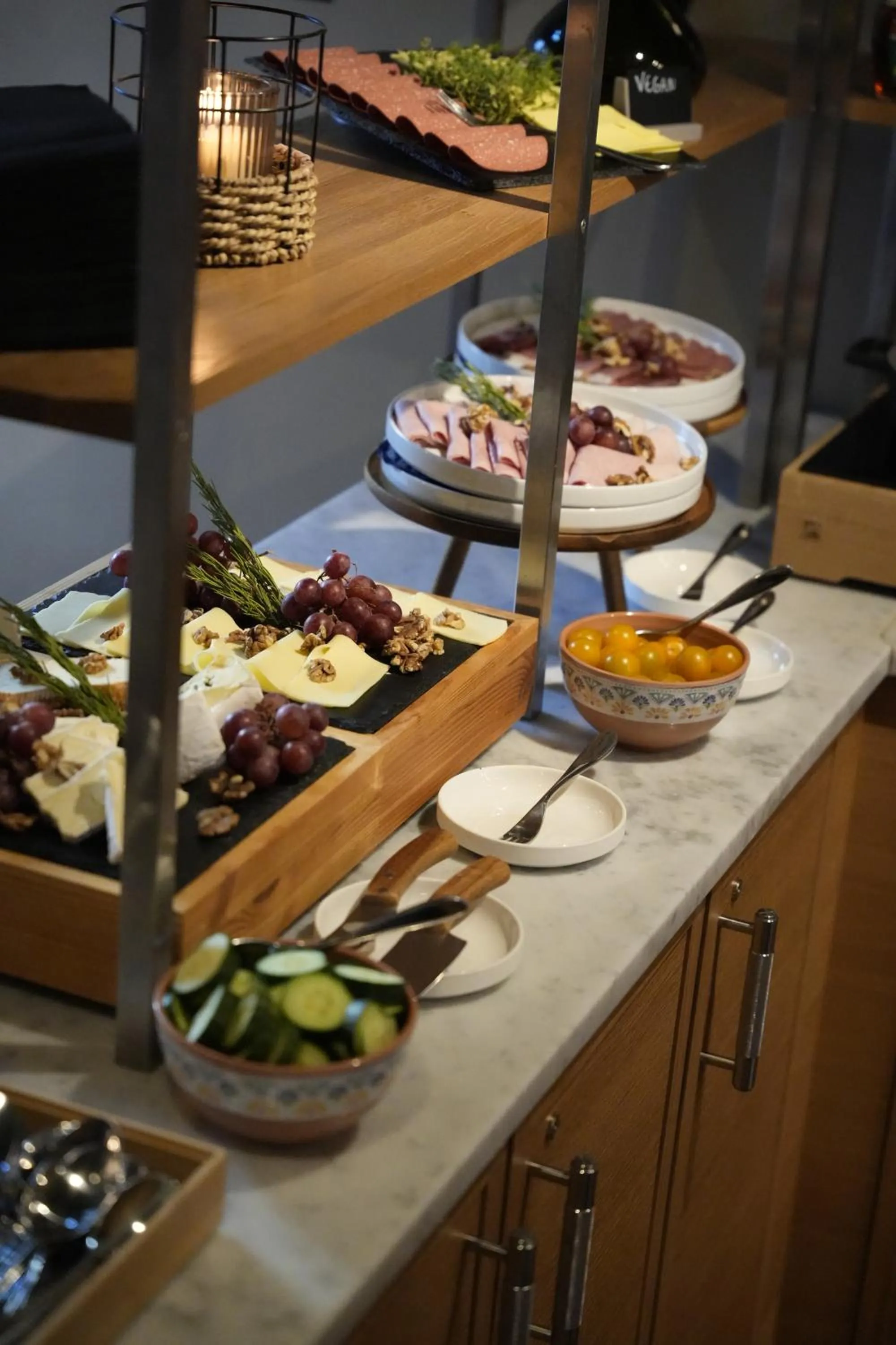 Breakfast in Schwan Locke