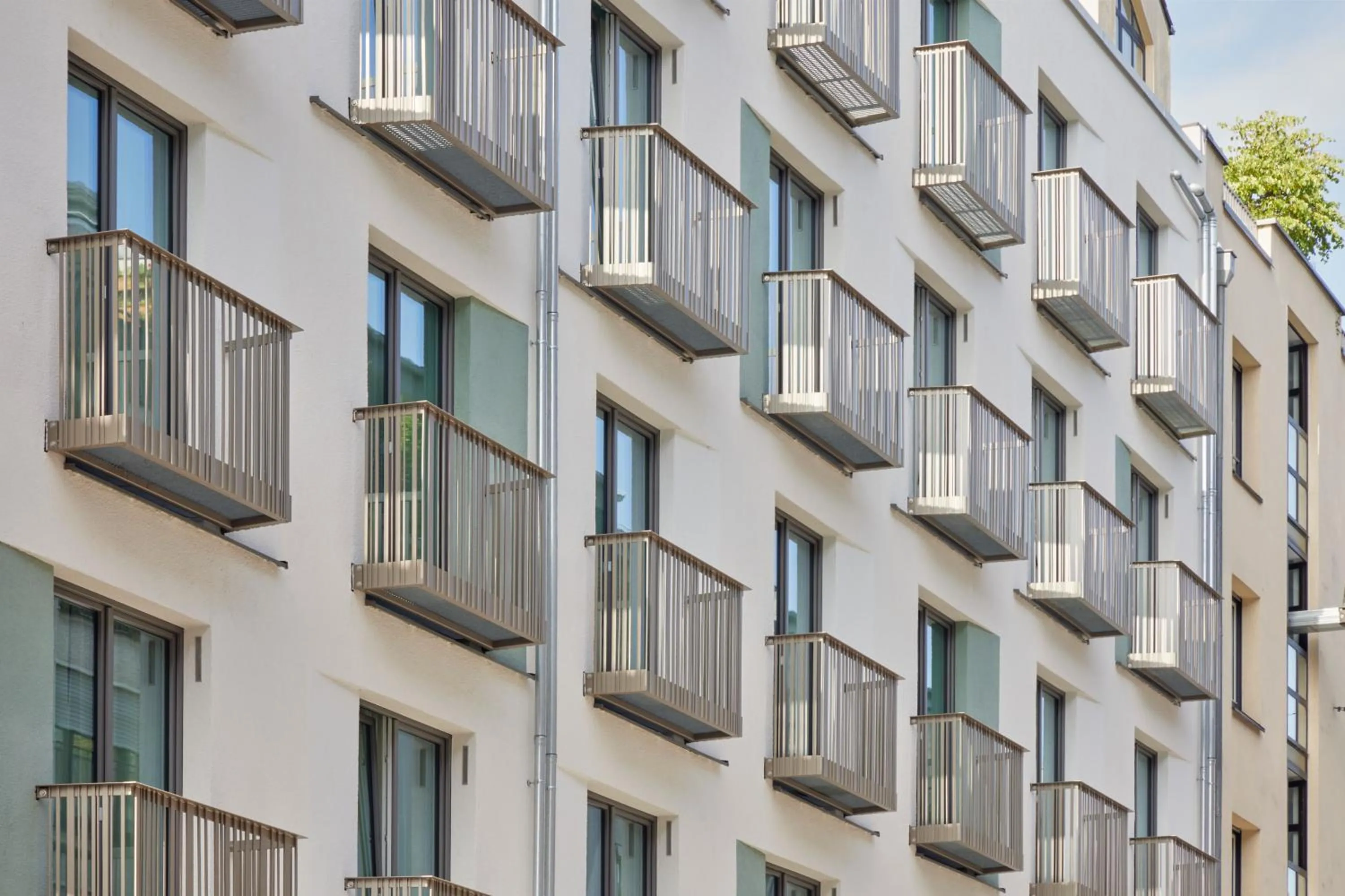 Property building in Schwan Locke