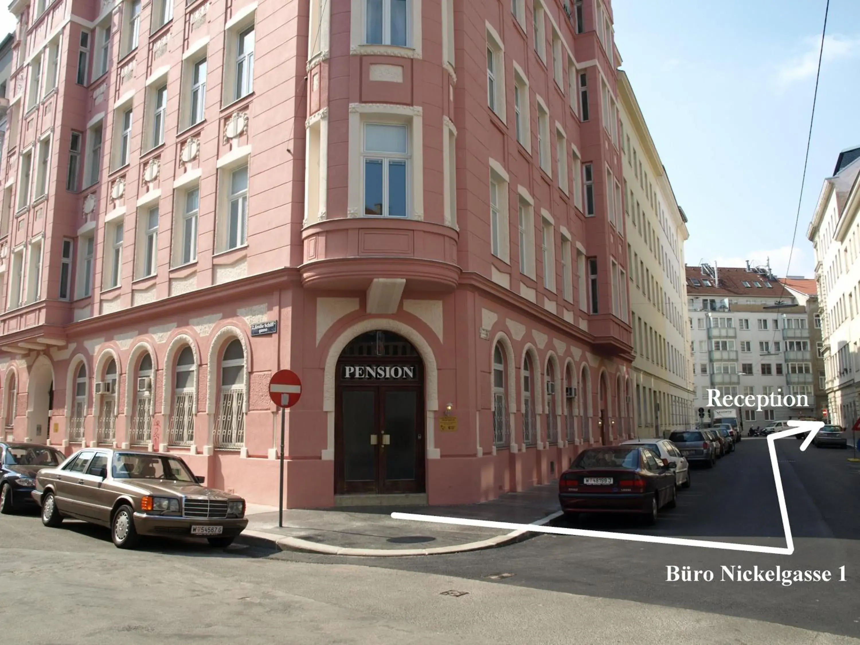 Hotel Liechtenstein Apartments II Hotel Liechtenstein Apartments II