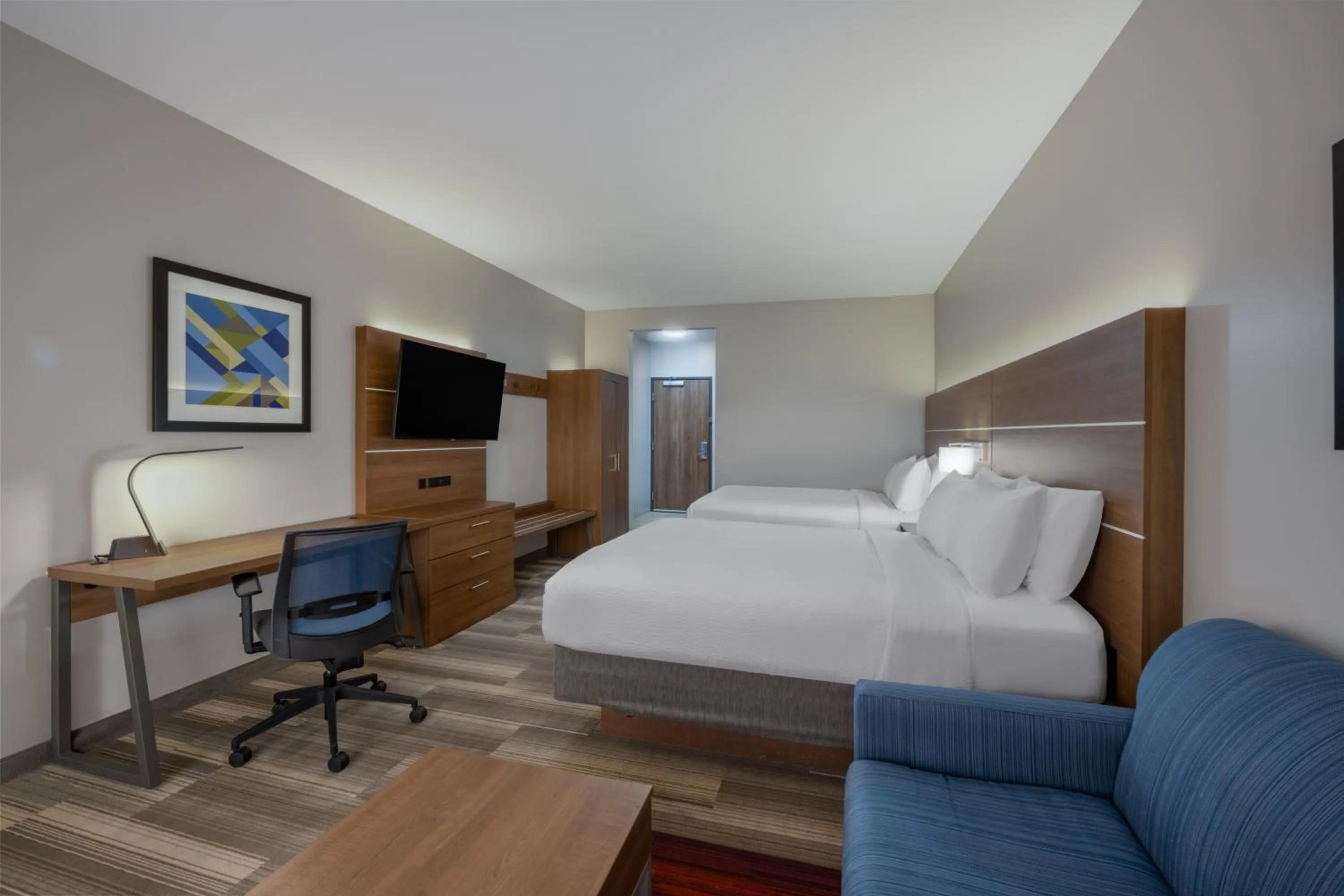Bedroom, Bed in Holiday Inn Express & Suites - Gilbert - Mesa Gateway Airport