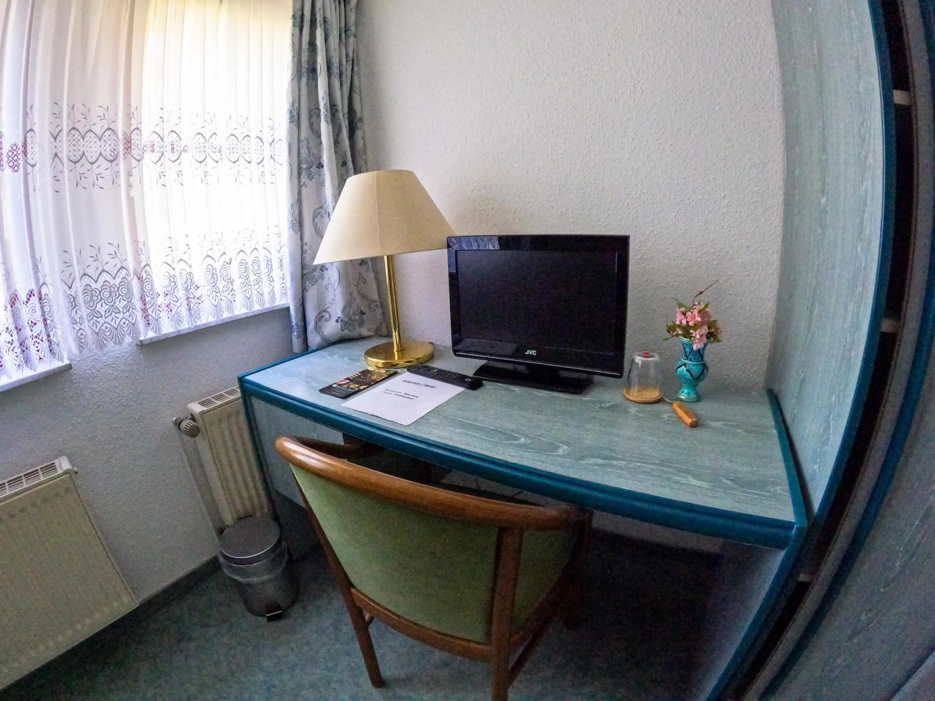 TV and multimedia in Hotel Diana