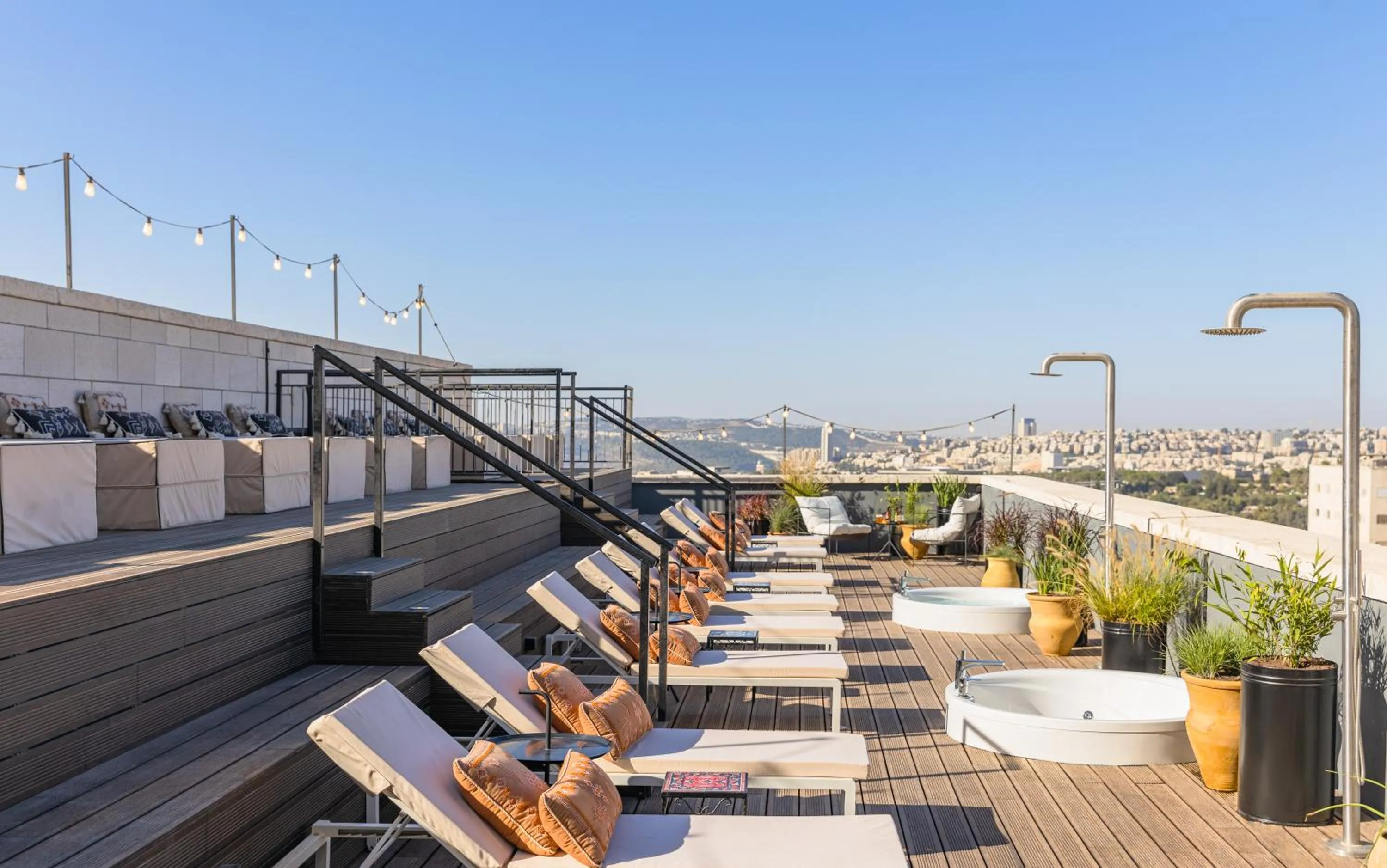 Hot Spring Bath in Brown Machne Yehuda
