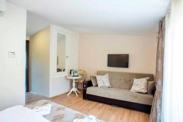 TV and multimedia, Bed in Nacre Residence