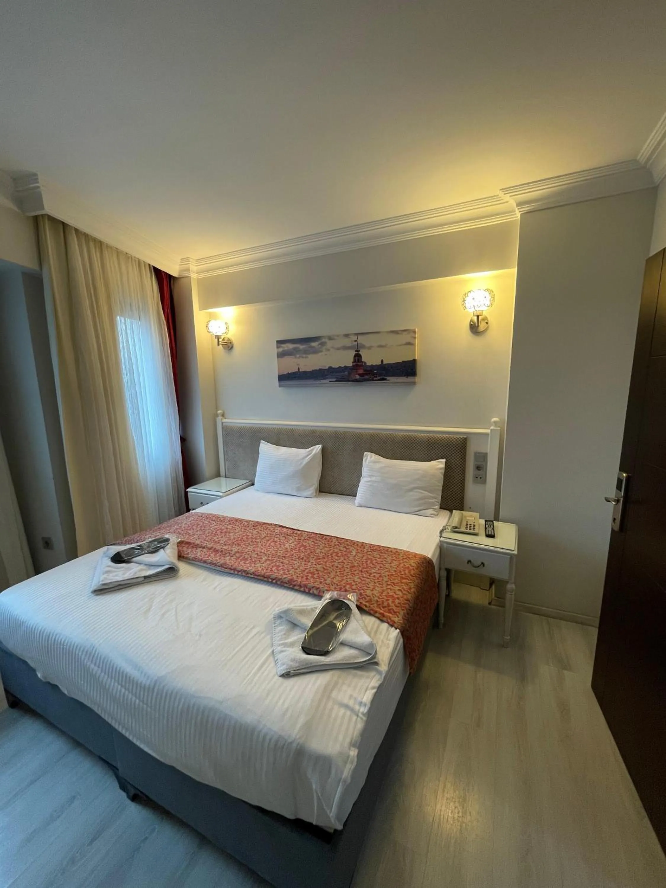 Bed in Nacre Residence