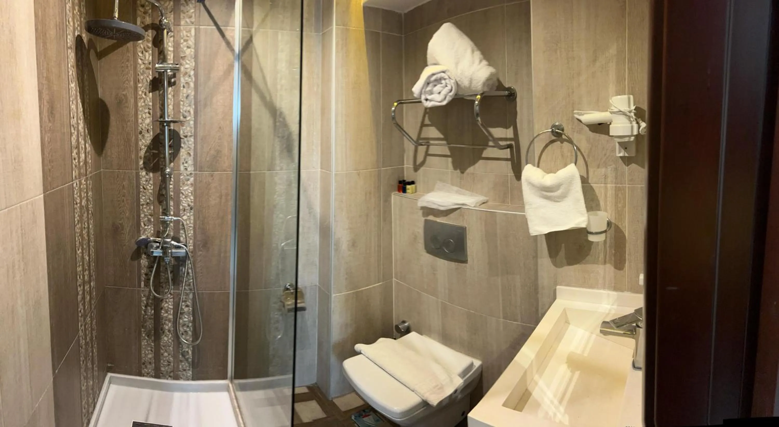 Shower in Nacre Residence