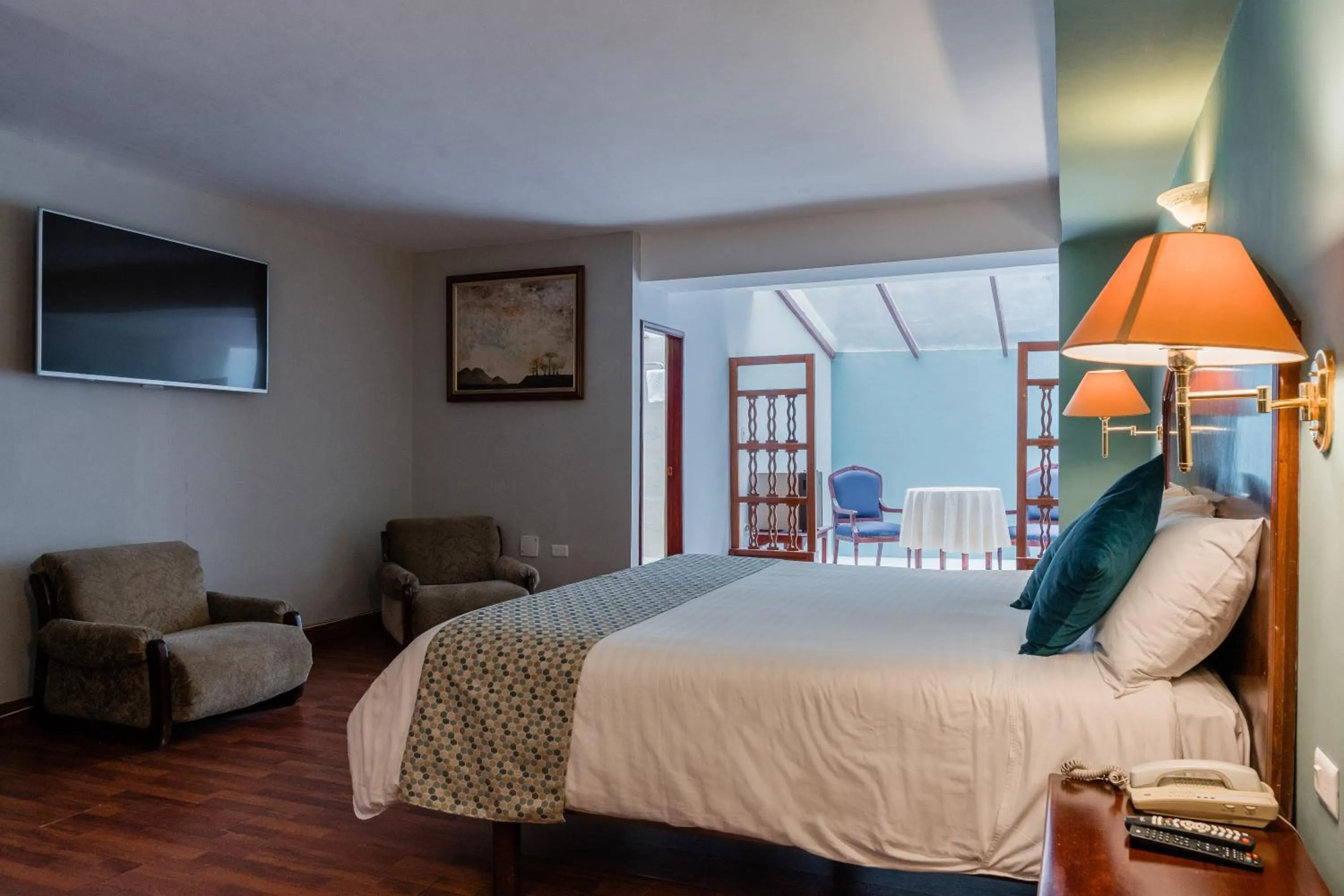 Bedroom, Bed in Hotel Libertador