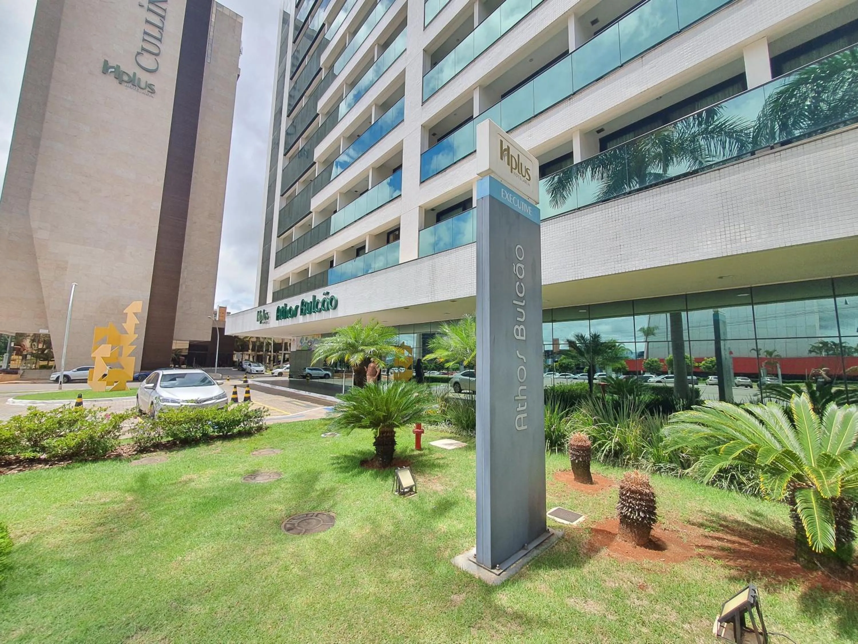 Property building in Flat no Athos Bulcão Executive By Rei dos Flats