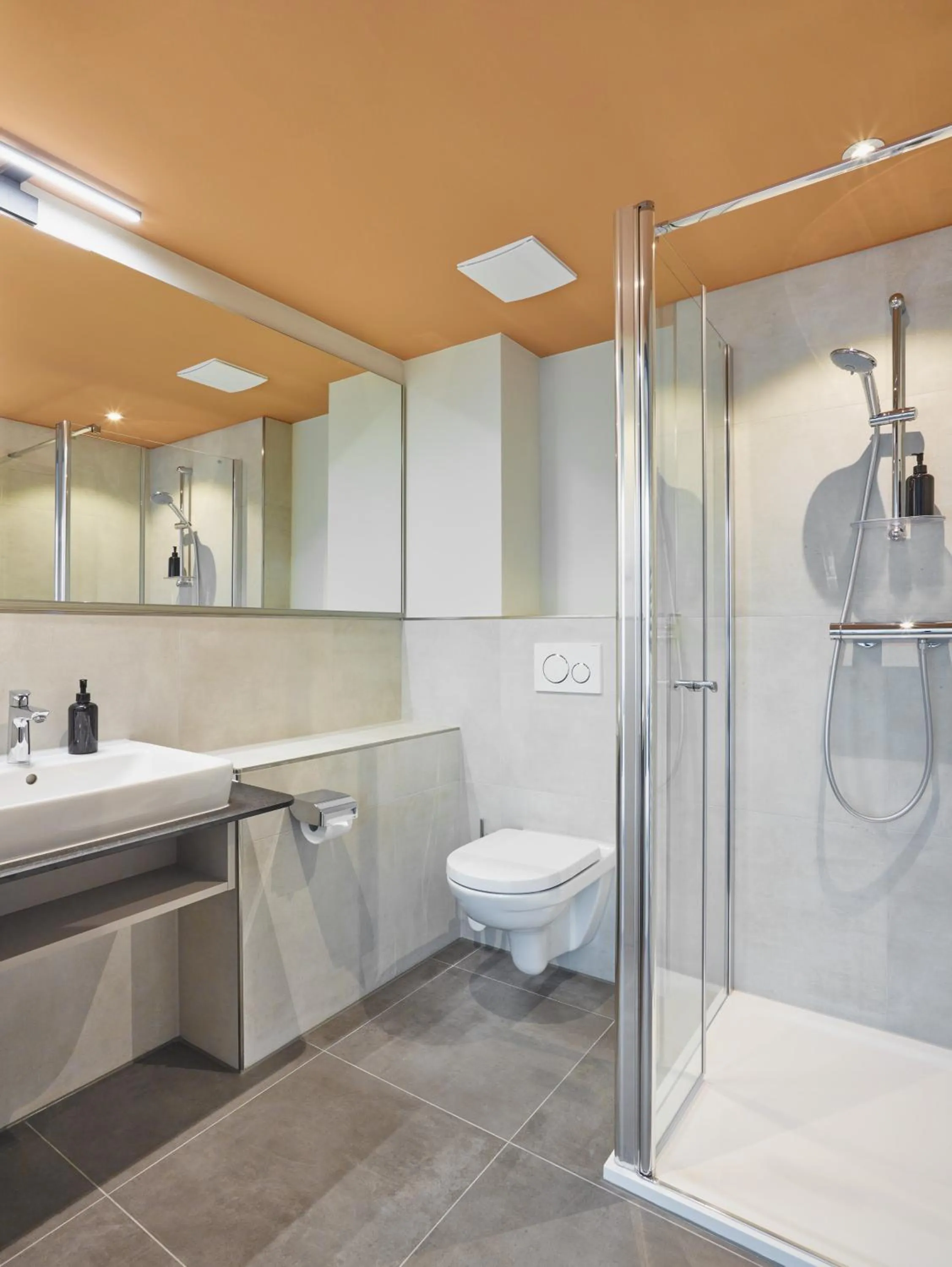 Bathroom in Hotel Bad Dürkheim