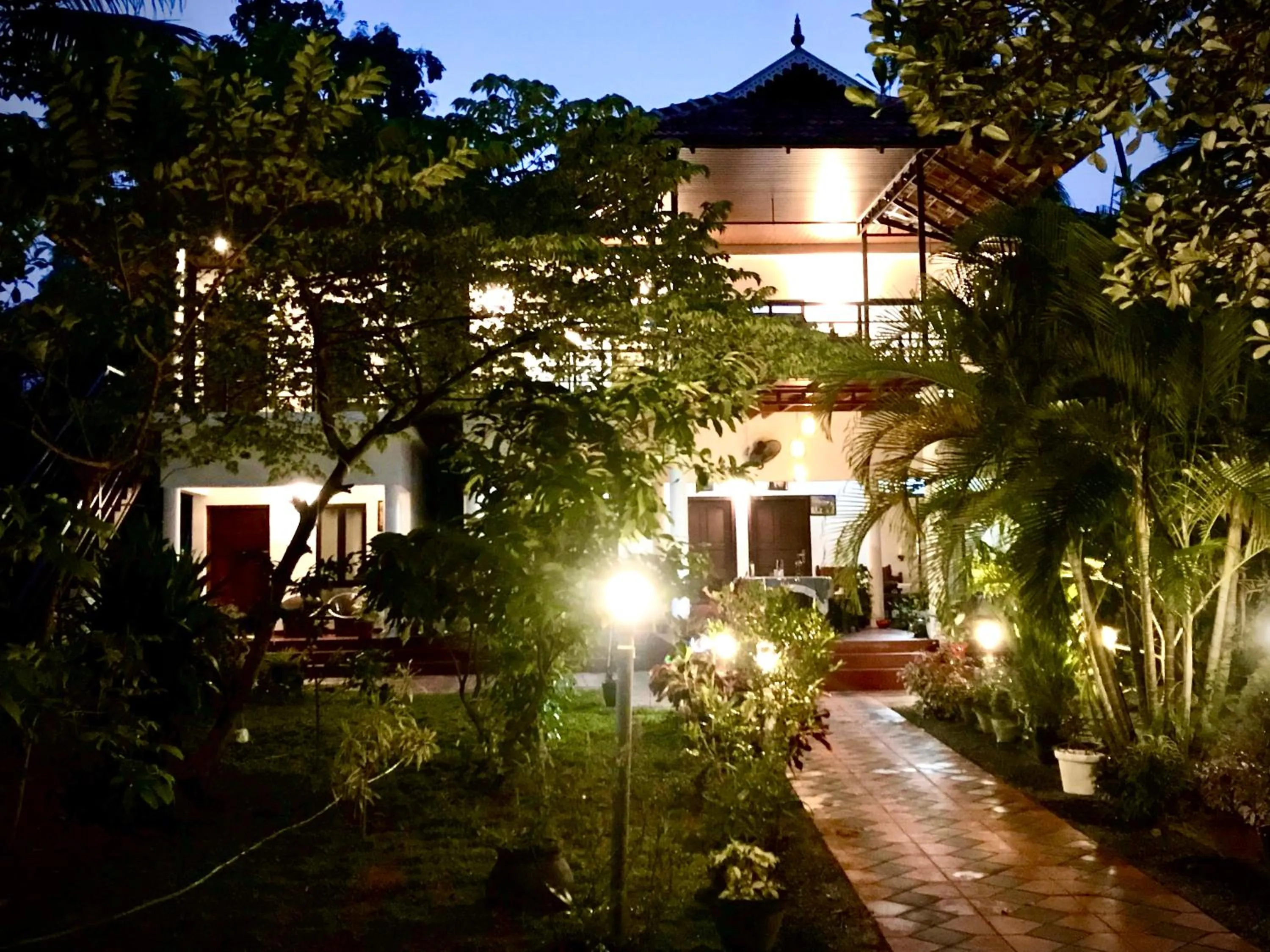 Property building in Marari Charlys Homestay