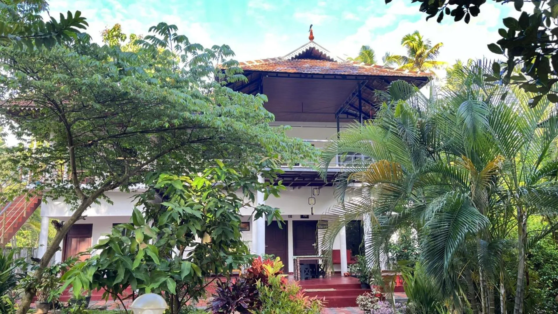 Property building in Marari Charlys Homestay