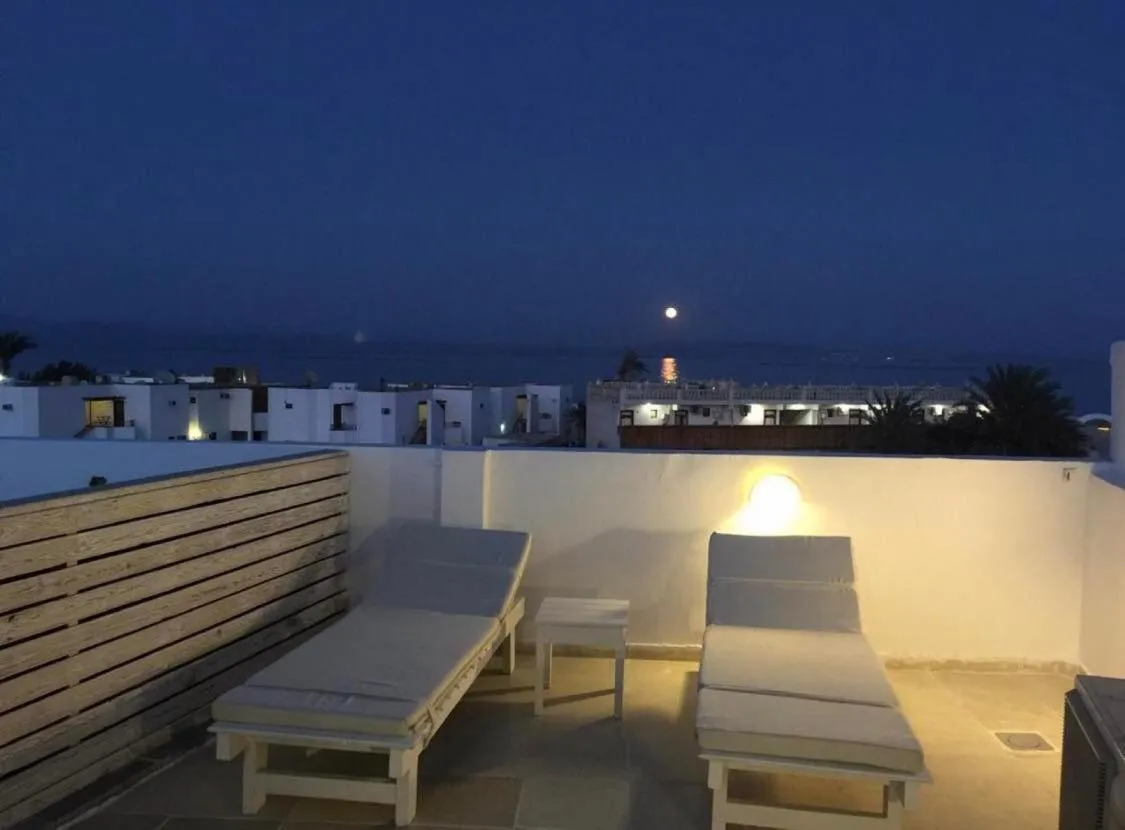 Sea view in Station House