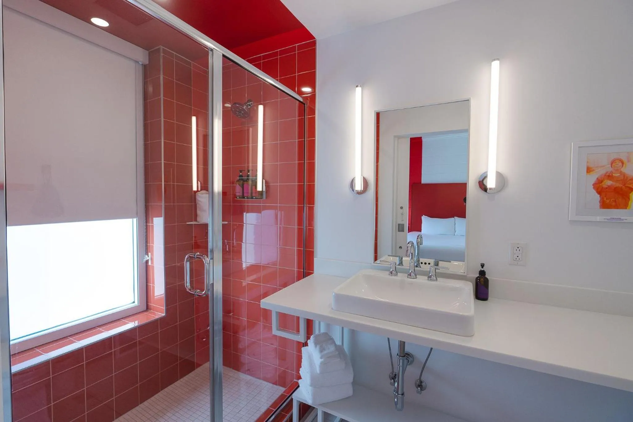 Shower in The Gallatin