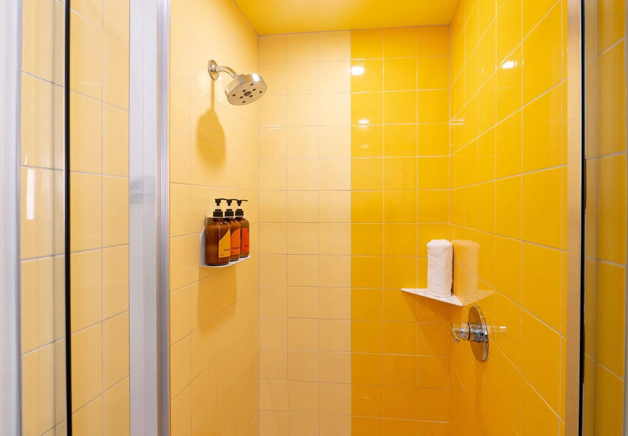 Shower in The Gallatin